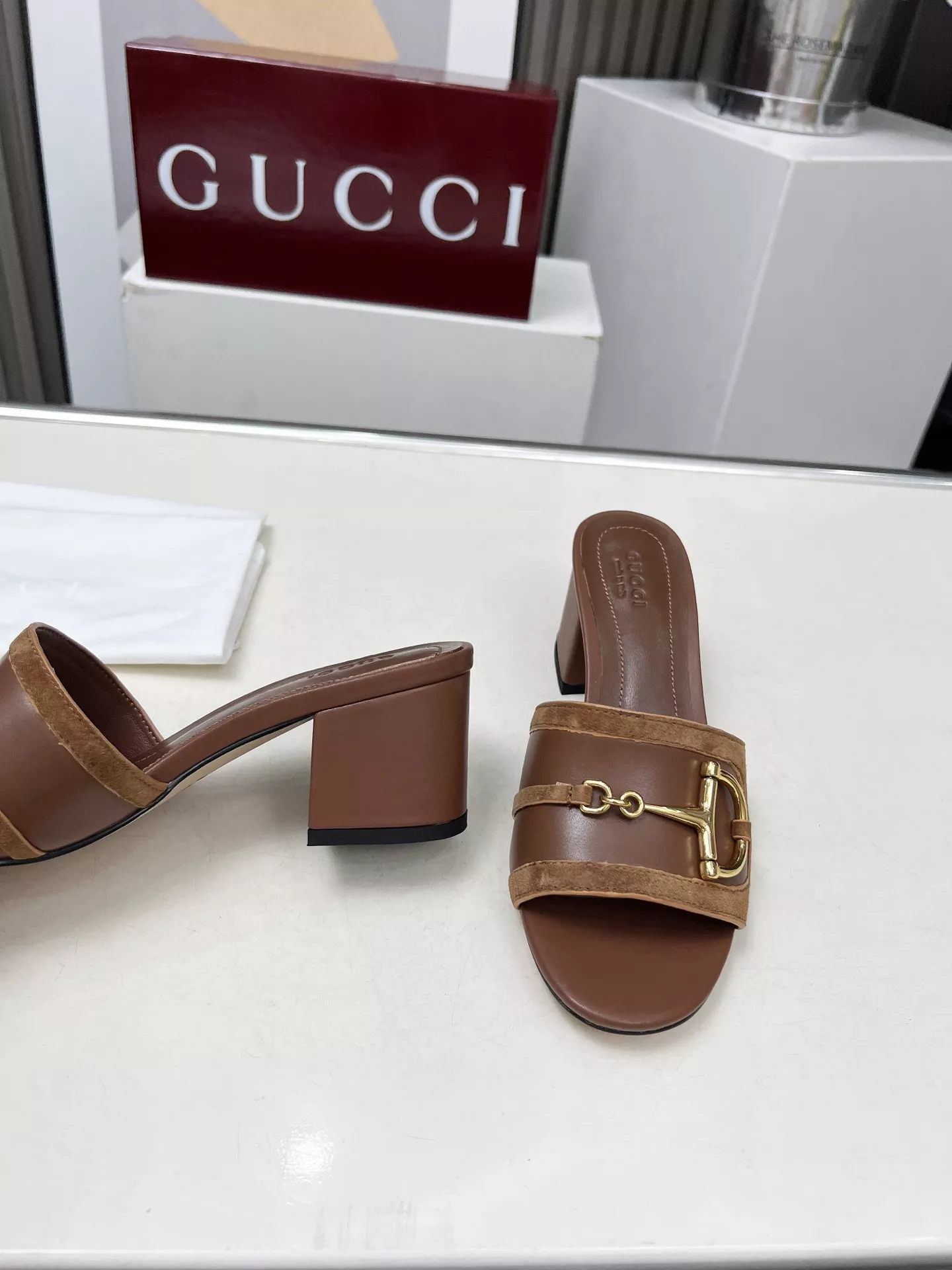 Stylish 1503 Gucci Slippers For Women