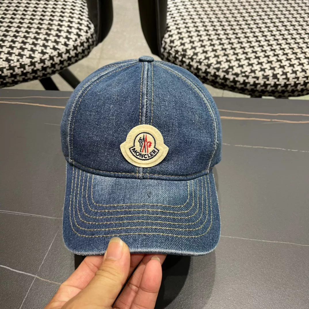 Stylish 1532 Moncler Caps
