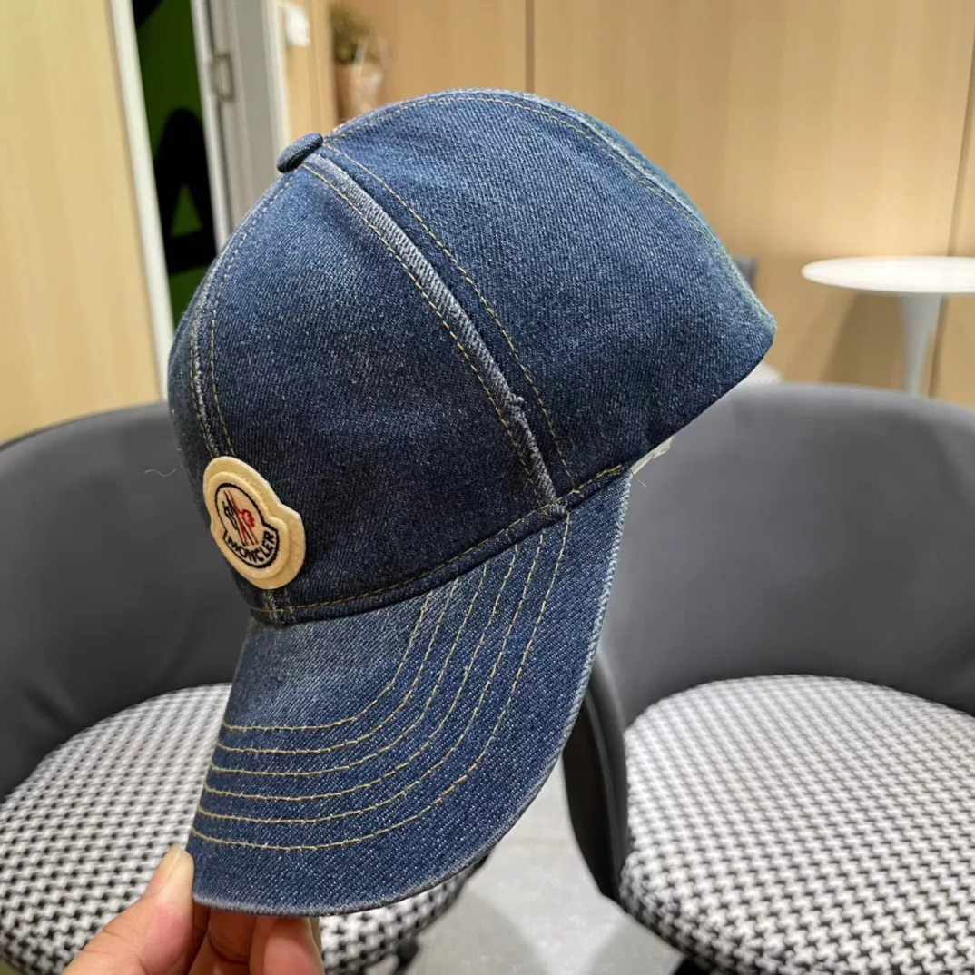Stylish 1532 Moncler Caps
