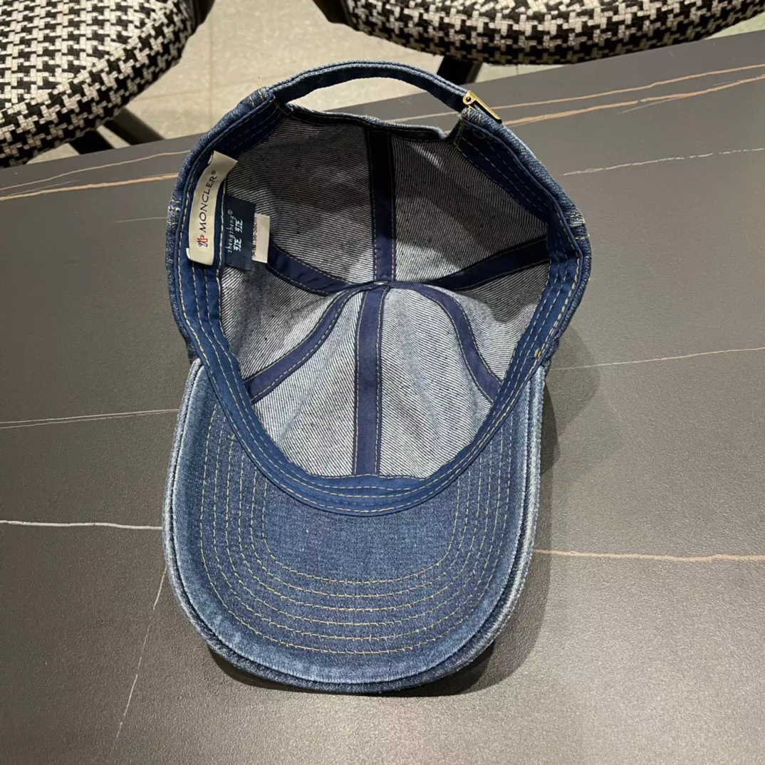 Stylish 1532 Moncler Caps