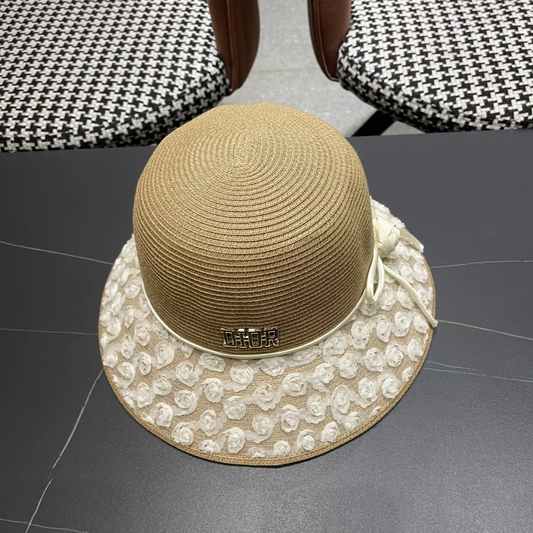 Stylish 1555 Christian Dior Caps