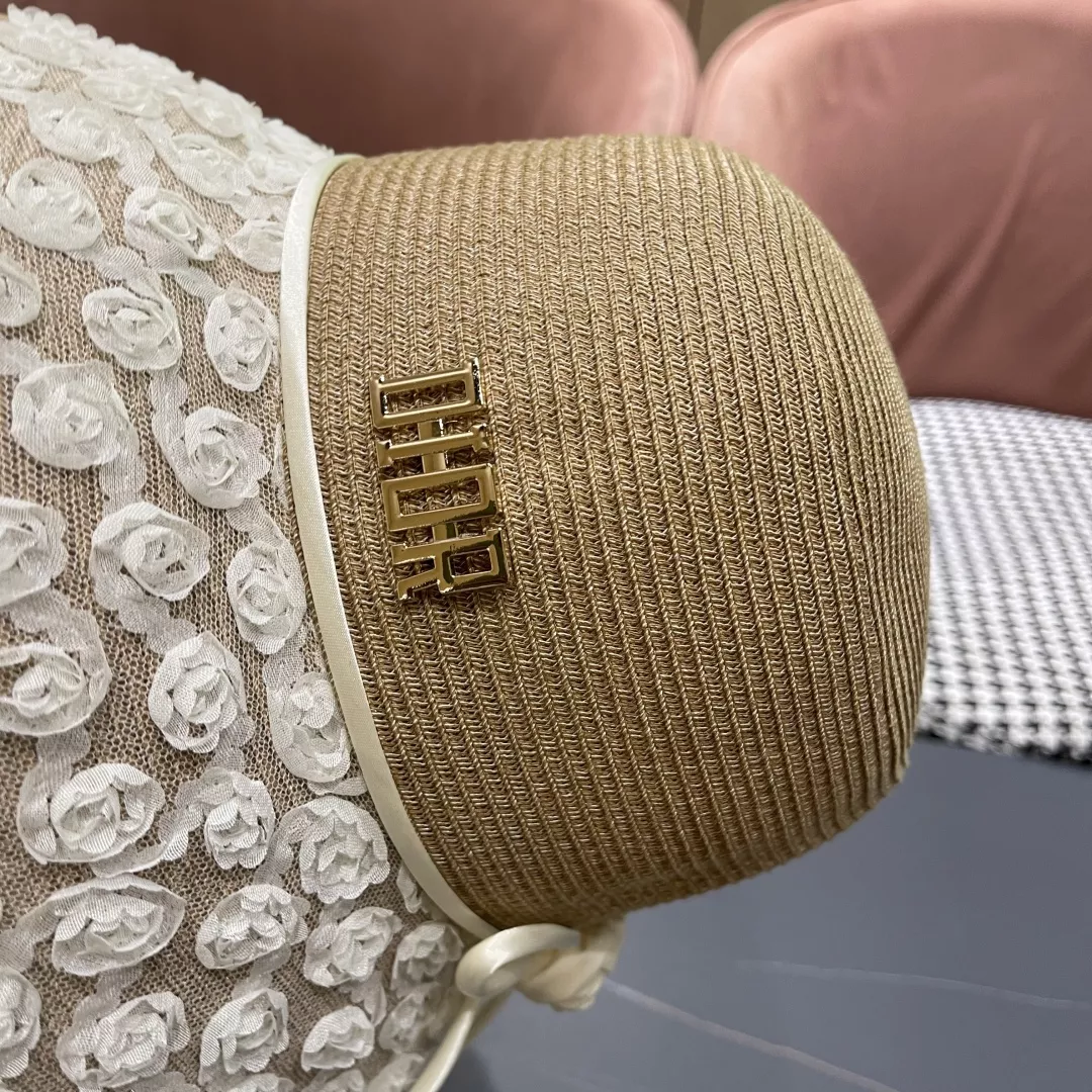 Stylish 1555 Christian Dior Caps