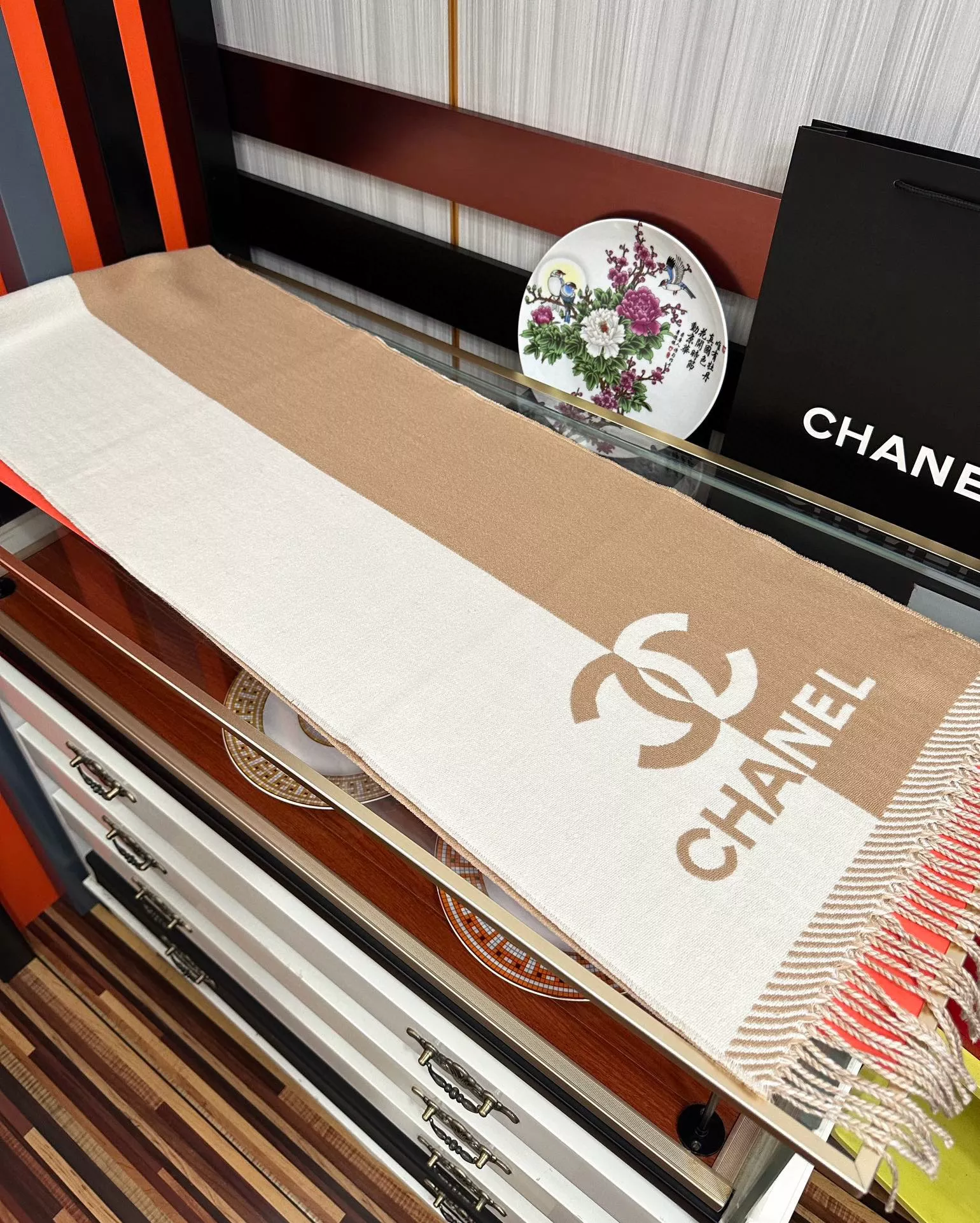 Stylish 1589 Chanel Scarves For Women