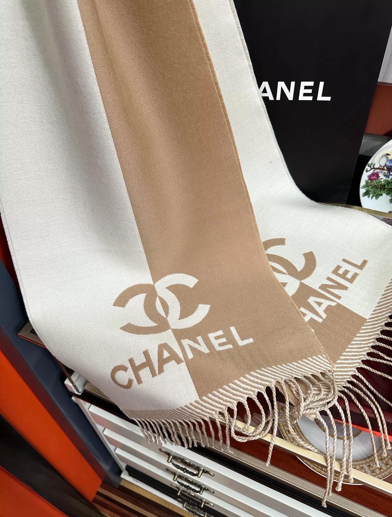 Stylish 1589 Chanel Scarves For Women