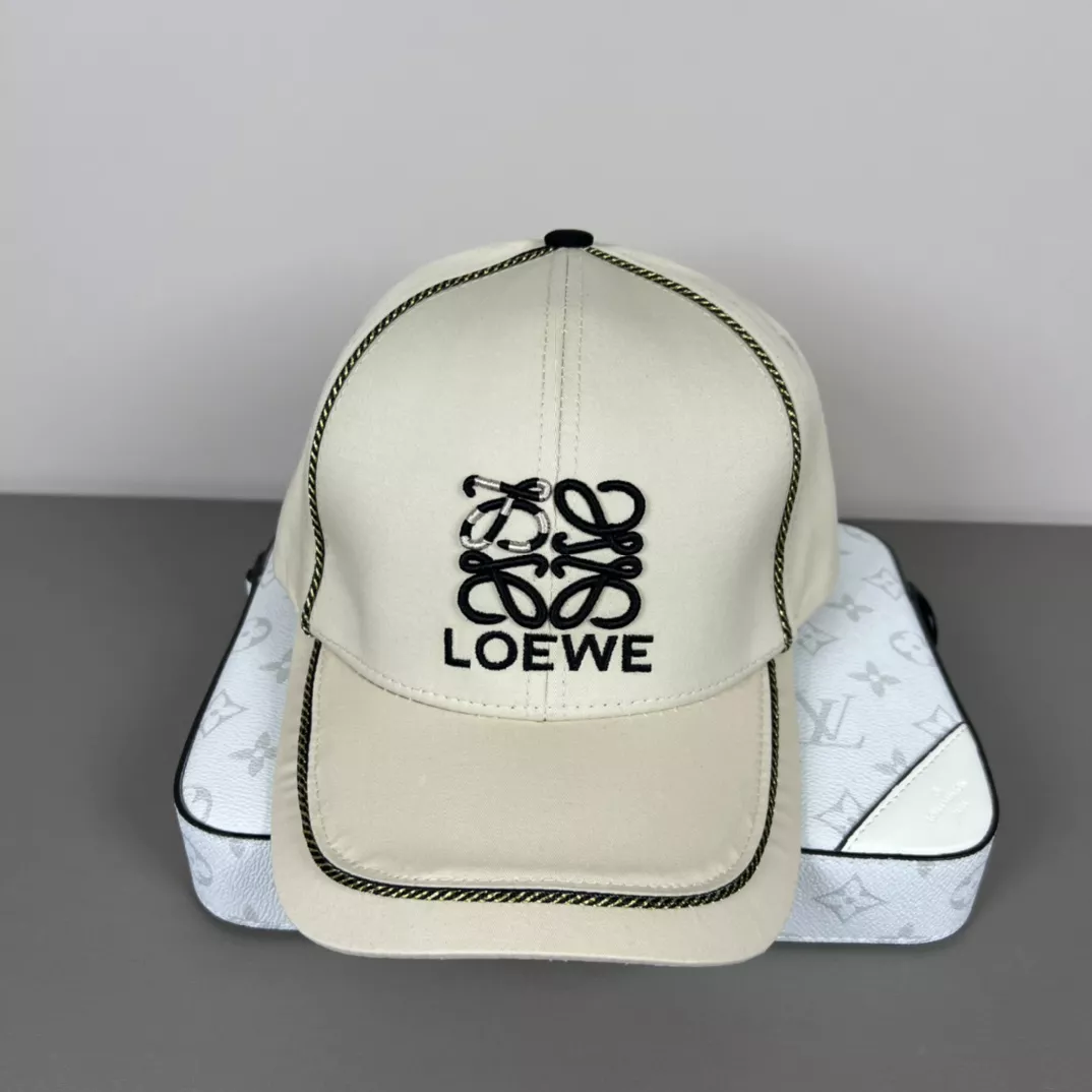 Stylish 1677 LOEWE Caps