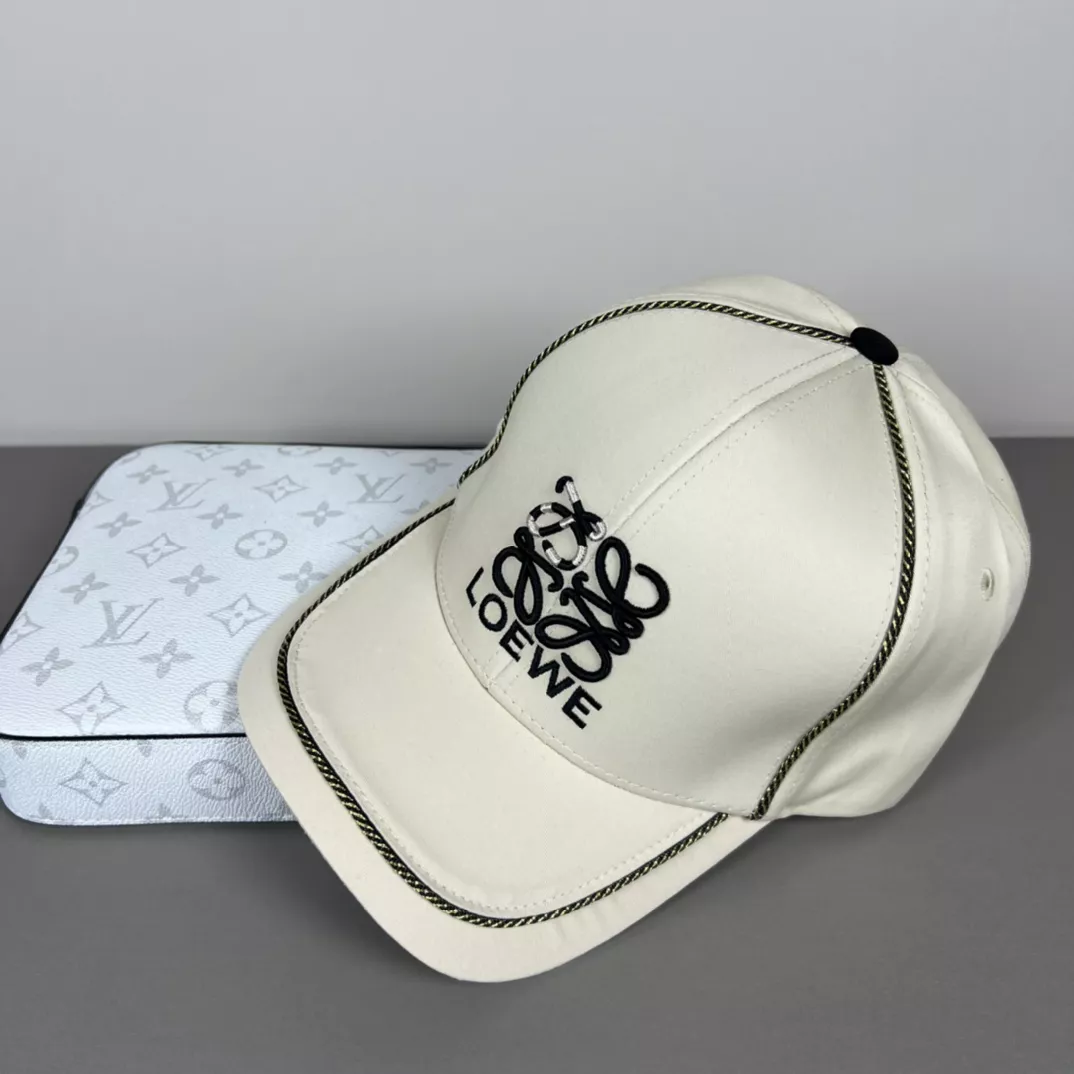 Stylish 1677 LOEWE Caps