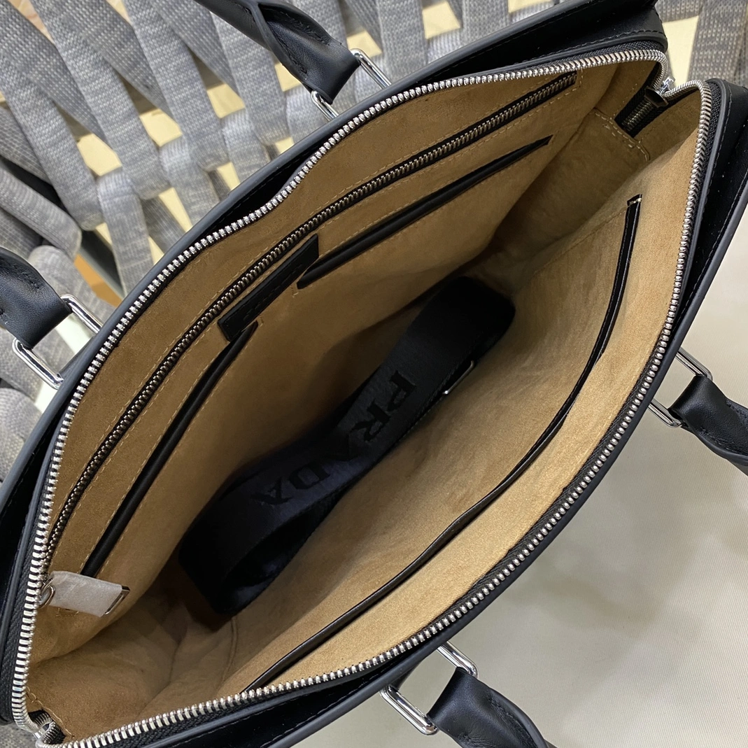 Stylish 1744 Prada AAA Man Handbags
