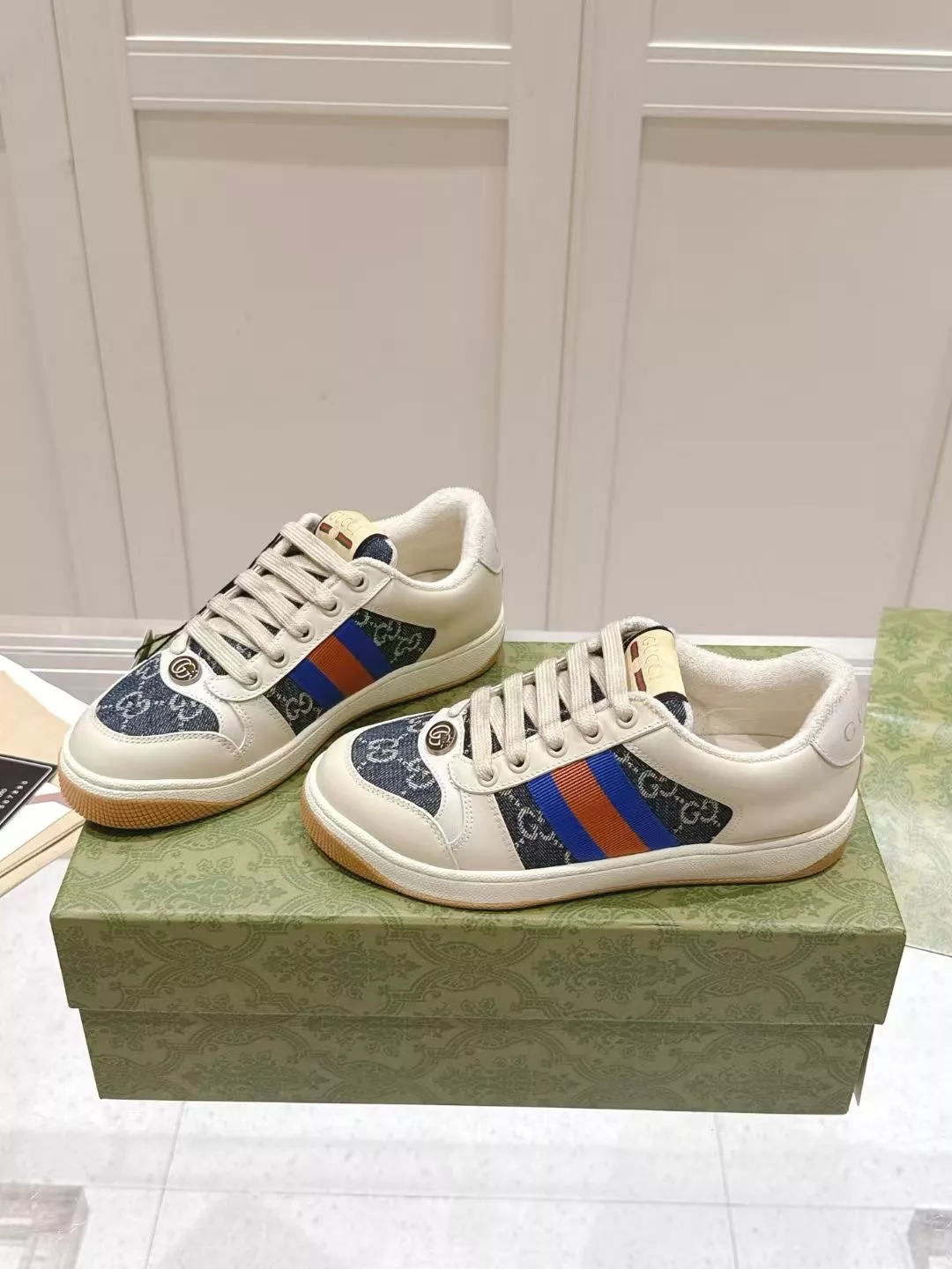 Stylish 1758 Gucci Casual Shoes For Men
