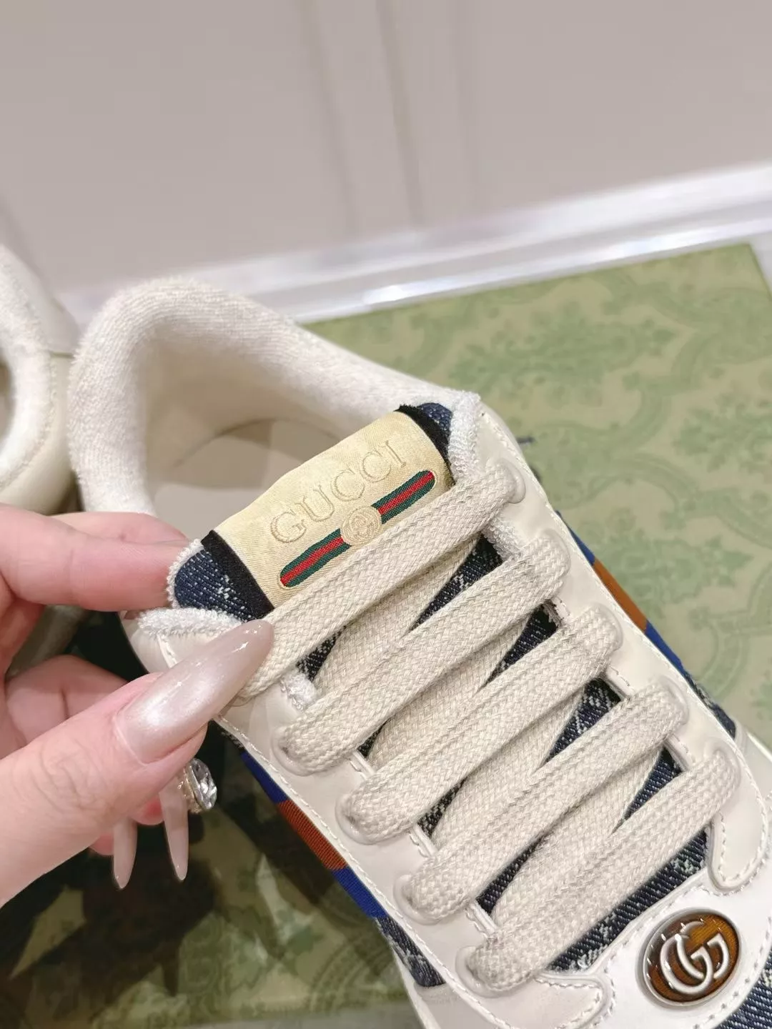 Stylish 1758 Gucci Casual Shoes For Men