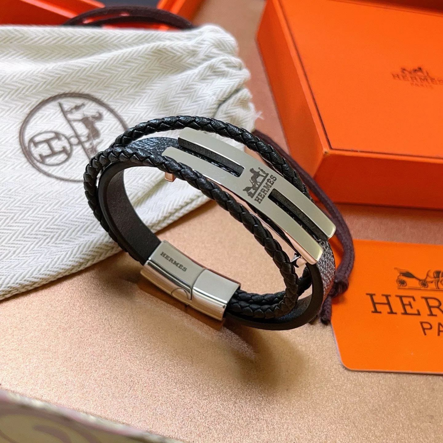 Stylish 1766 Hermes Bracelets