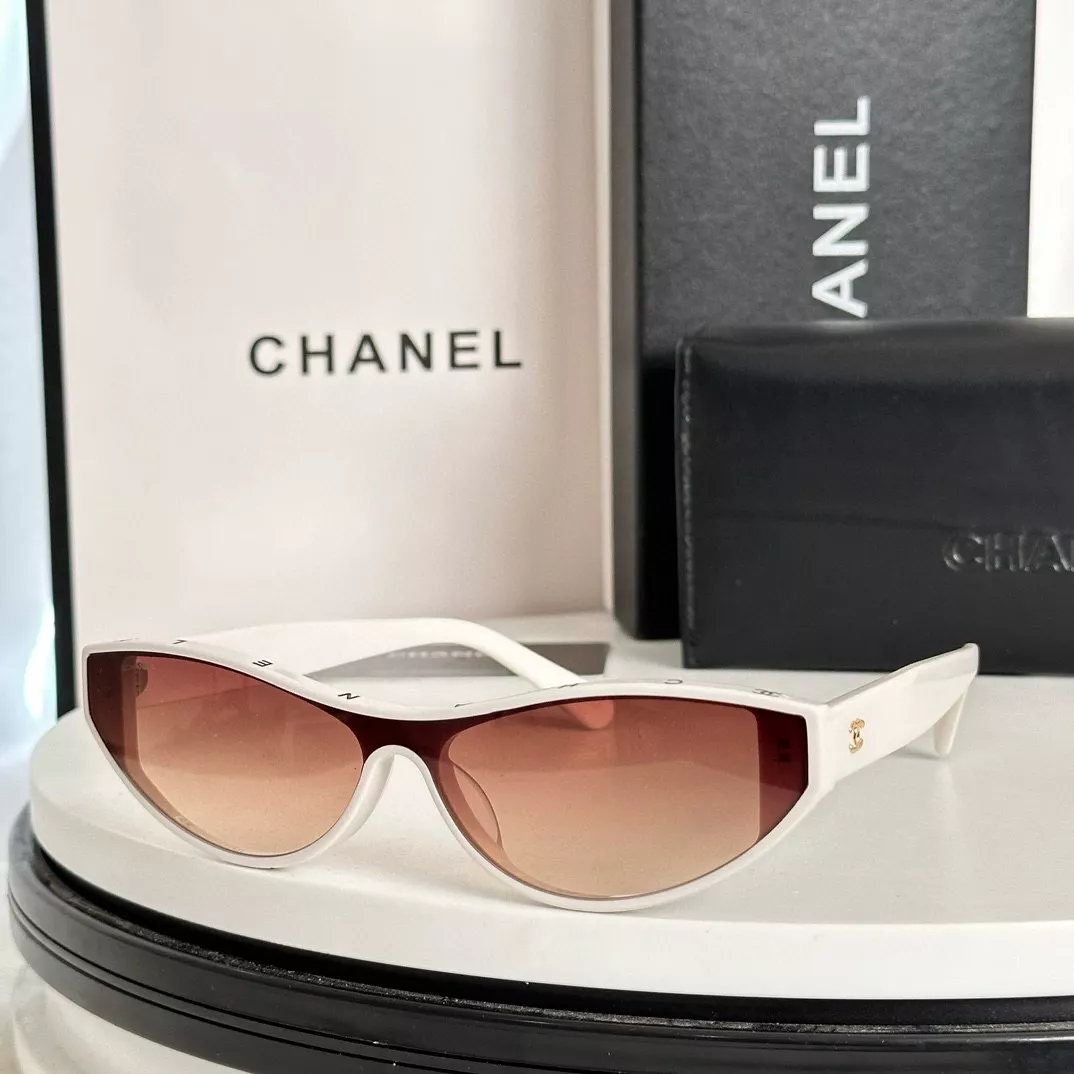Stylish 1797 Chanel AAA Quality Sunglasses