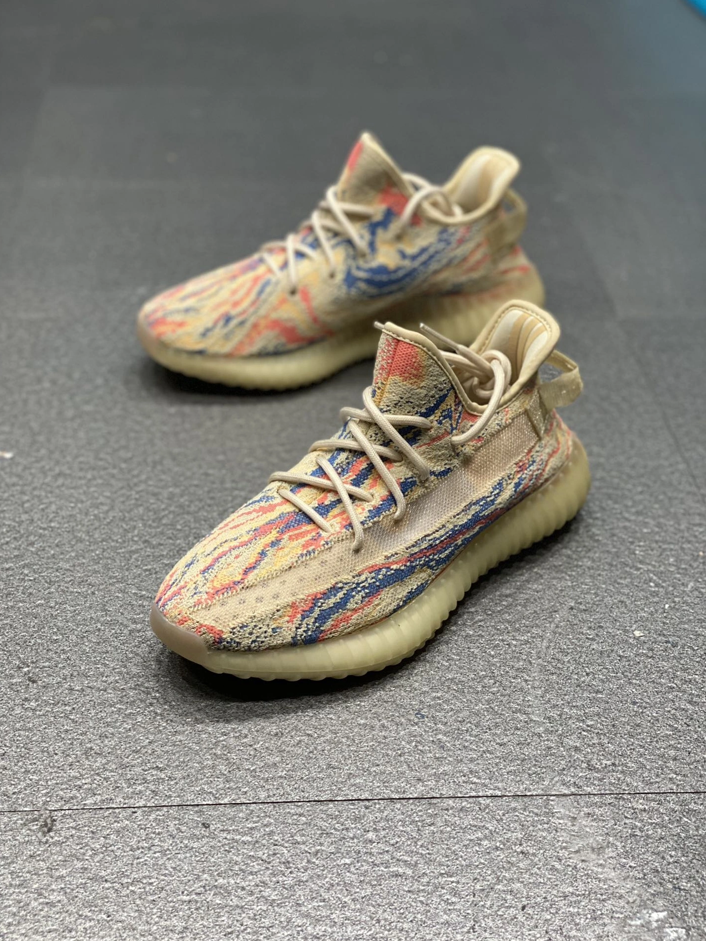 Stylish 1866 Adidas Yeezy Shoes For Women