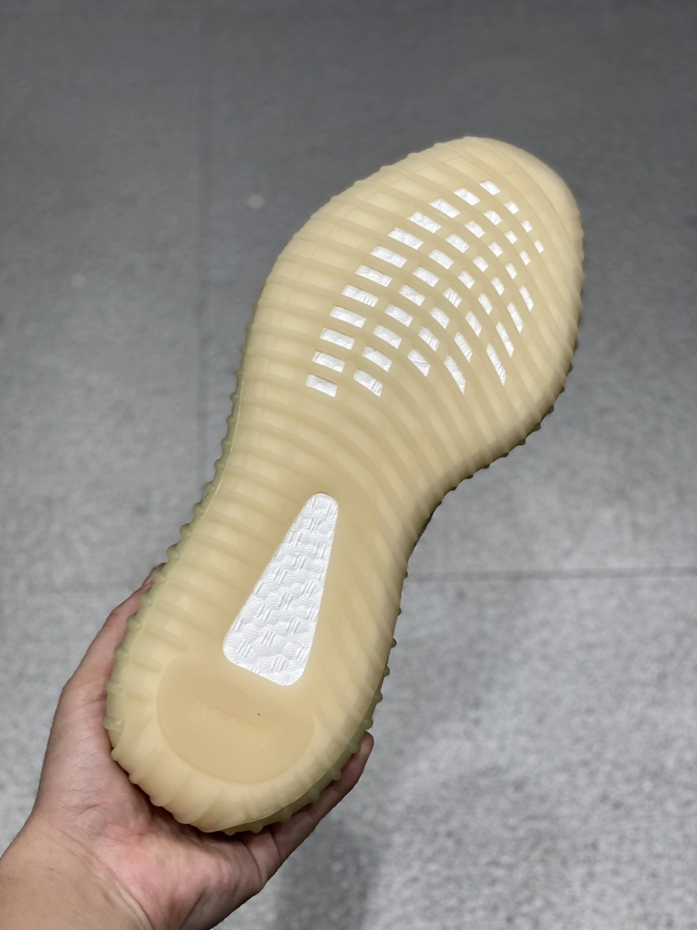 Stylish 1866 Adidas Yeezy Shoes For Women