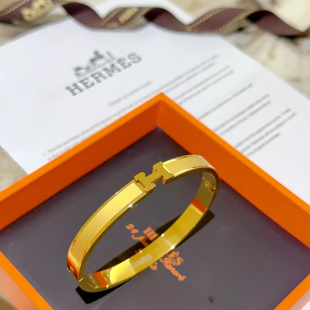 Stylish 187 Hermes Bracelets