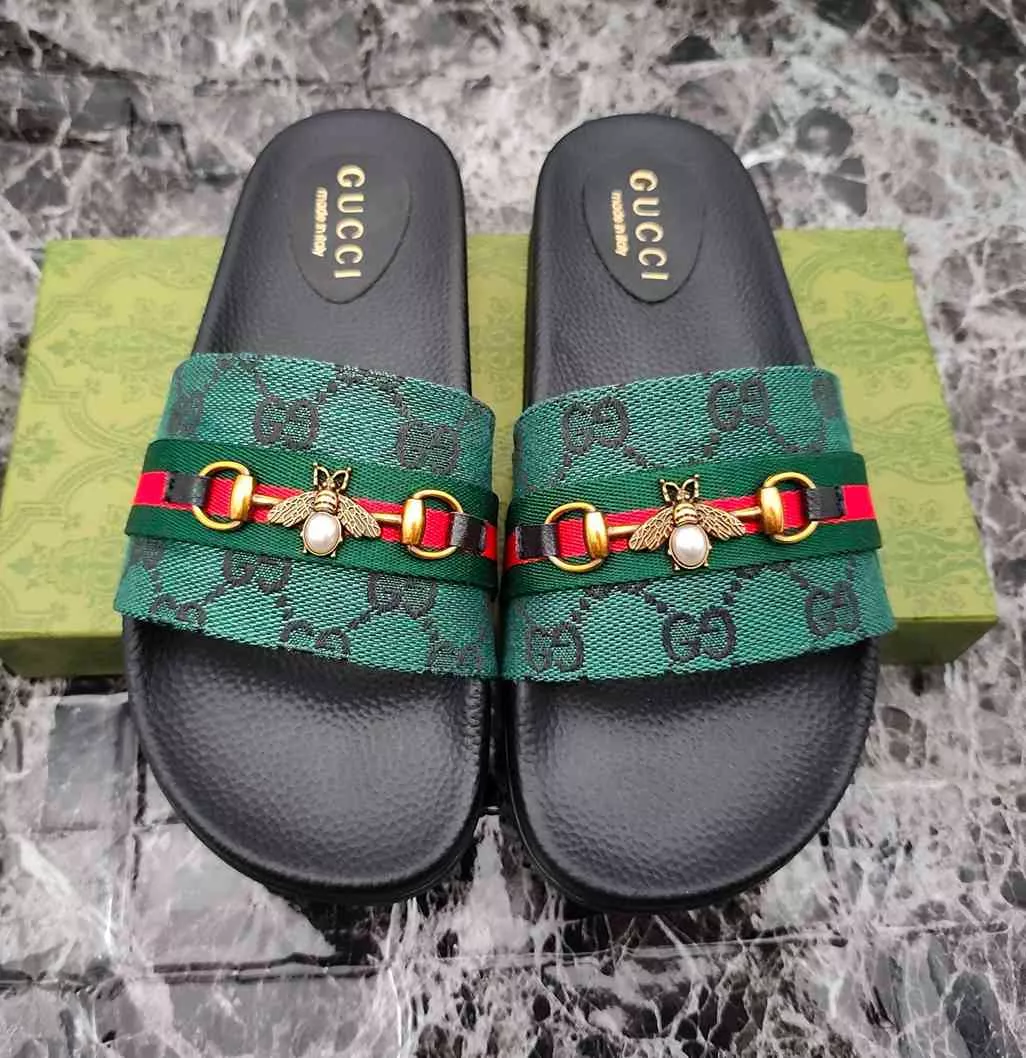 Stylish 202 Gucci Slippers For Men