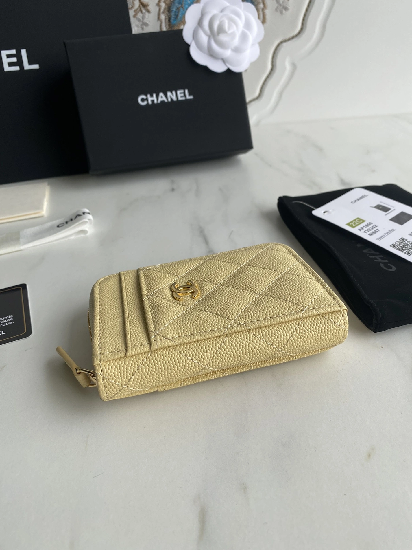 Stylish 2135 Chanel AAA Quality Wallets For Women