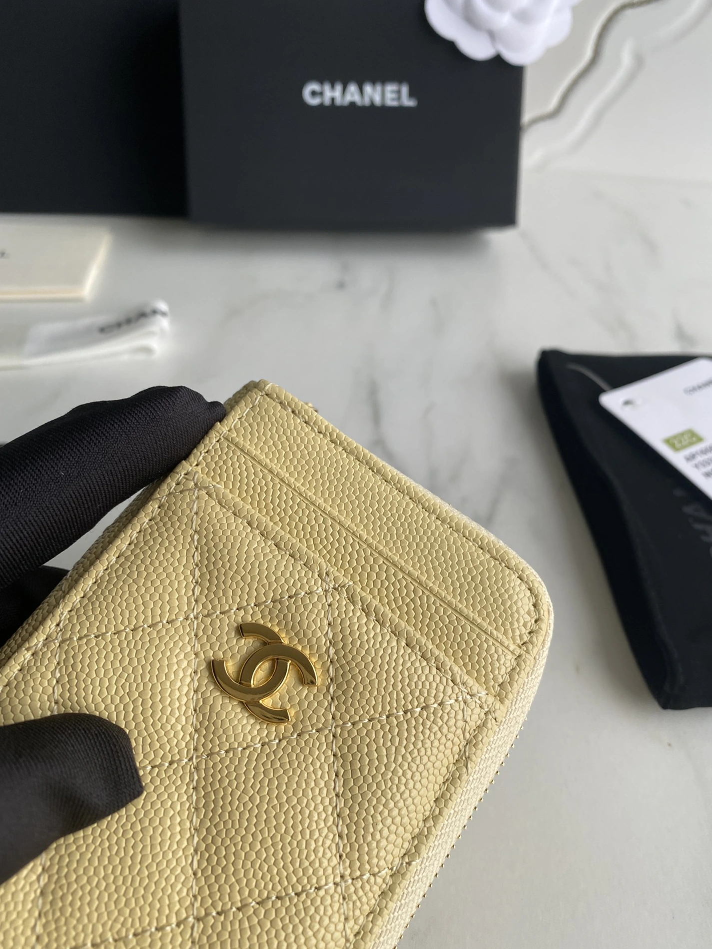 Stylish 2135 Chanel AAA Quality Wallets For Women