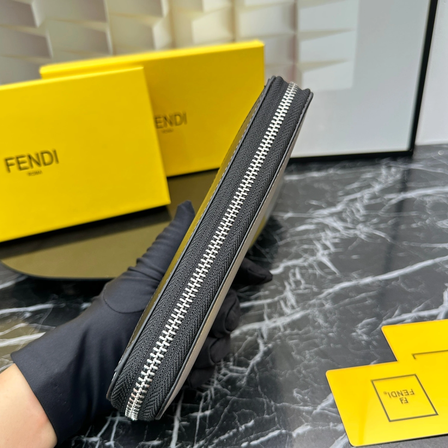 Stylish 2189 Fendi Wallets For Unisex