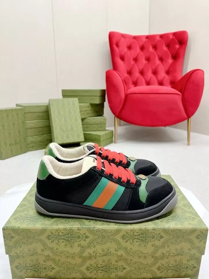 Stylish 2213 Gucci Casual Shoes For Men