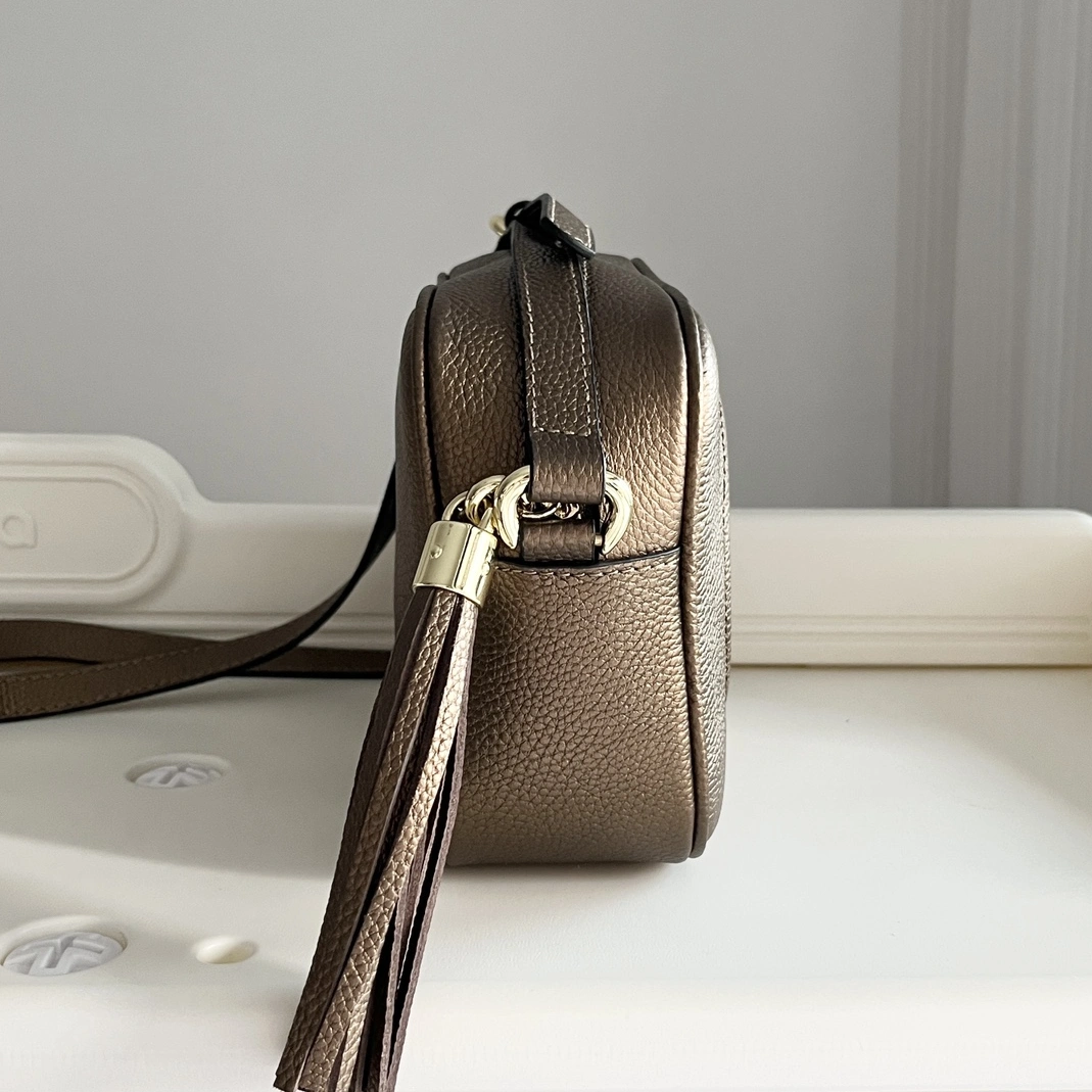 Stylish 2644 Gucci AAA Quality Messenger Bags For Women