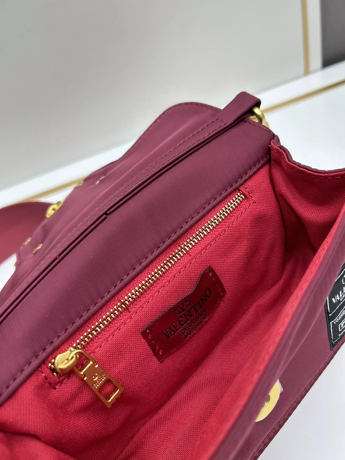 Stylish 2662 Valentino AAA Quality Shoulder Bags For Women