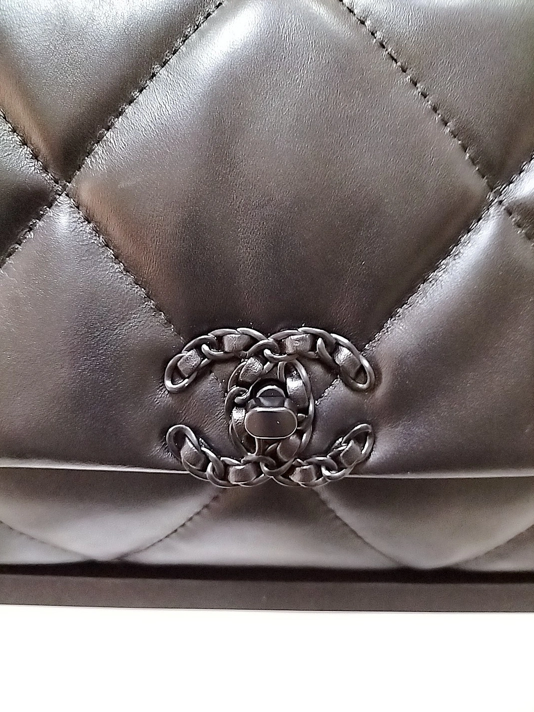 Stylish 2687 Chanel AAA Quality Messenger Bags For Women