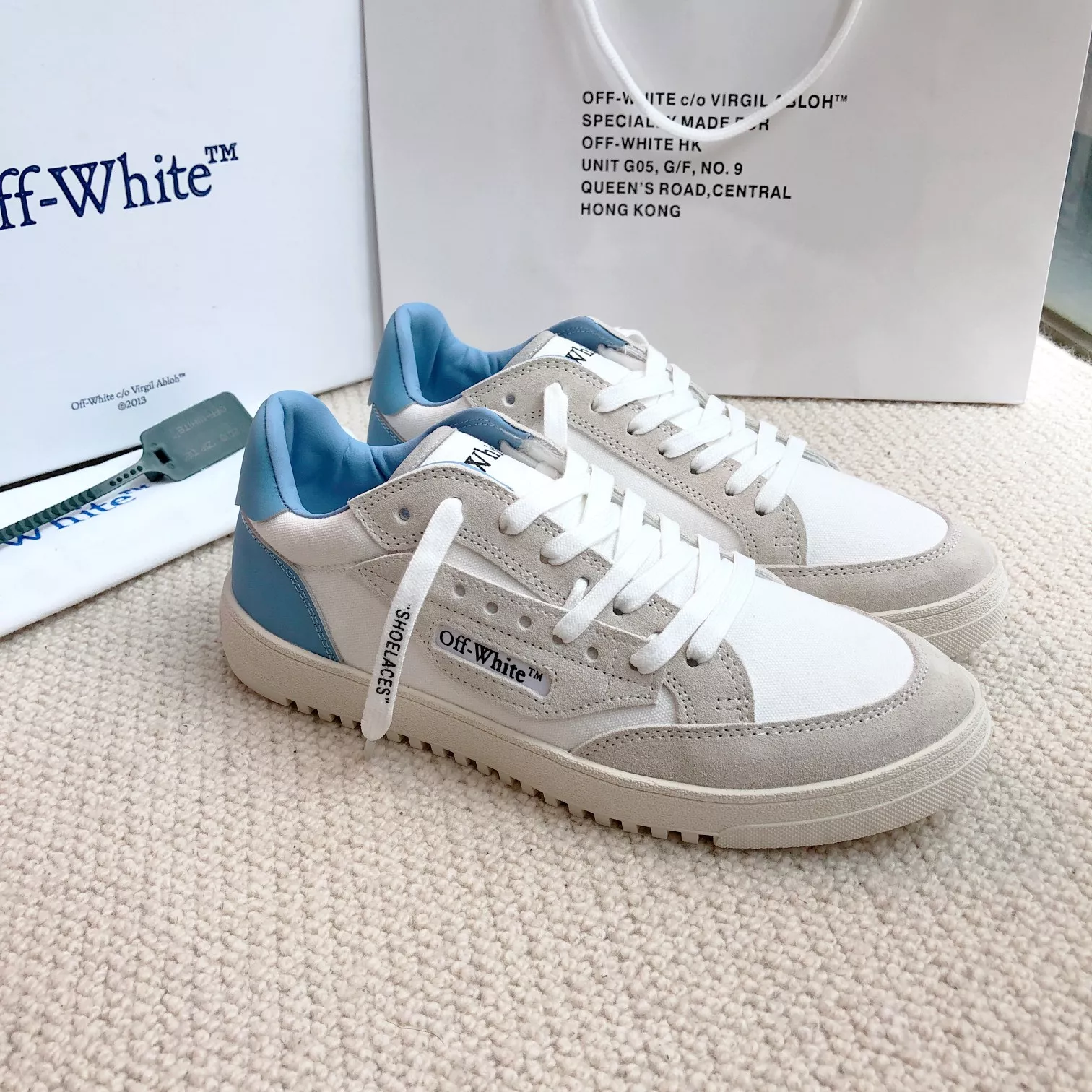 Stylish 2715 Off-White Casual Shoes For Men