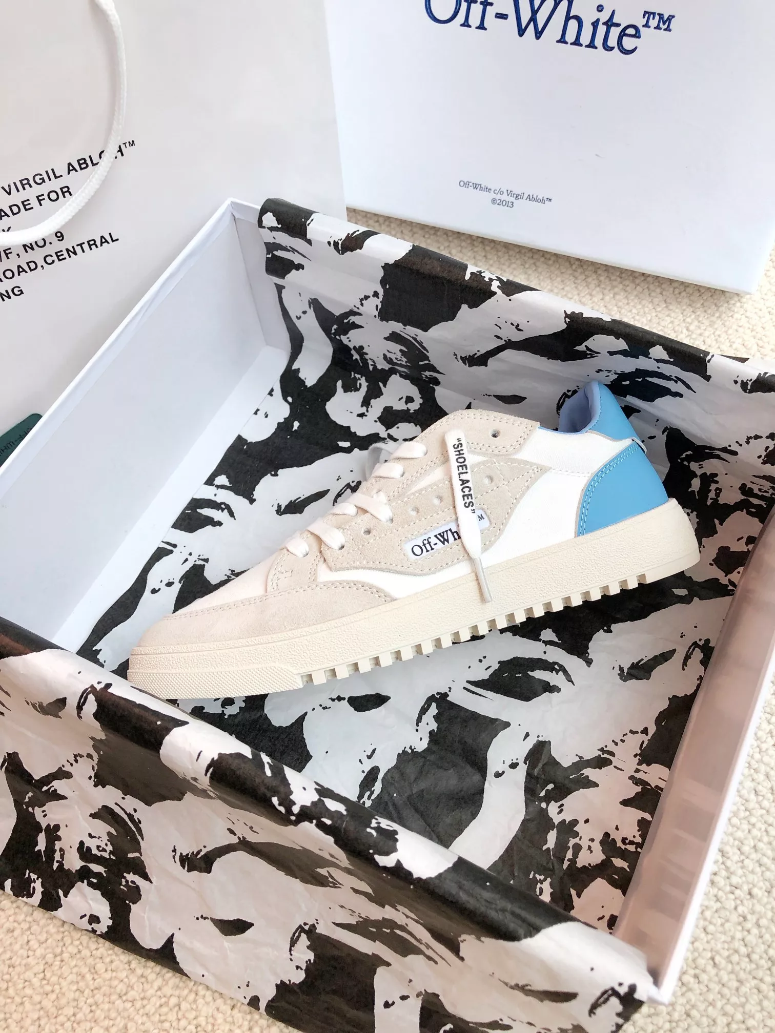 Stylish 2715 Off-White Casual Shoes For Men