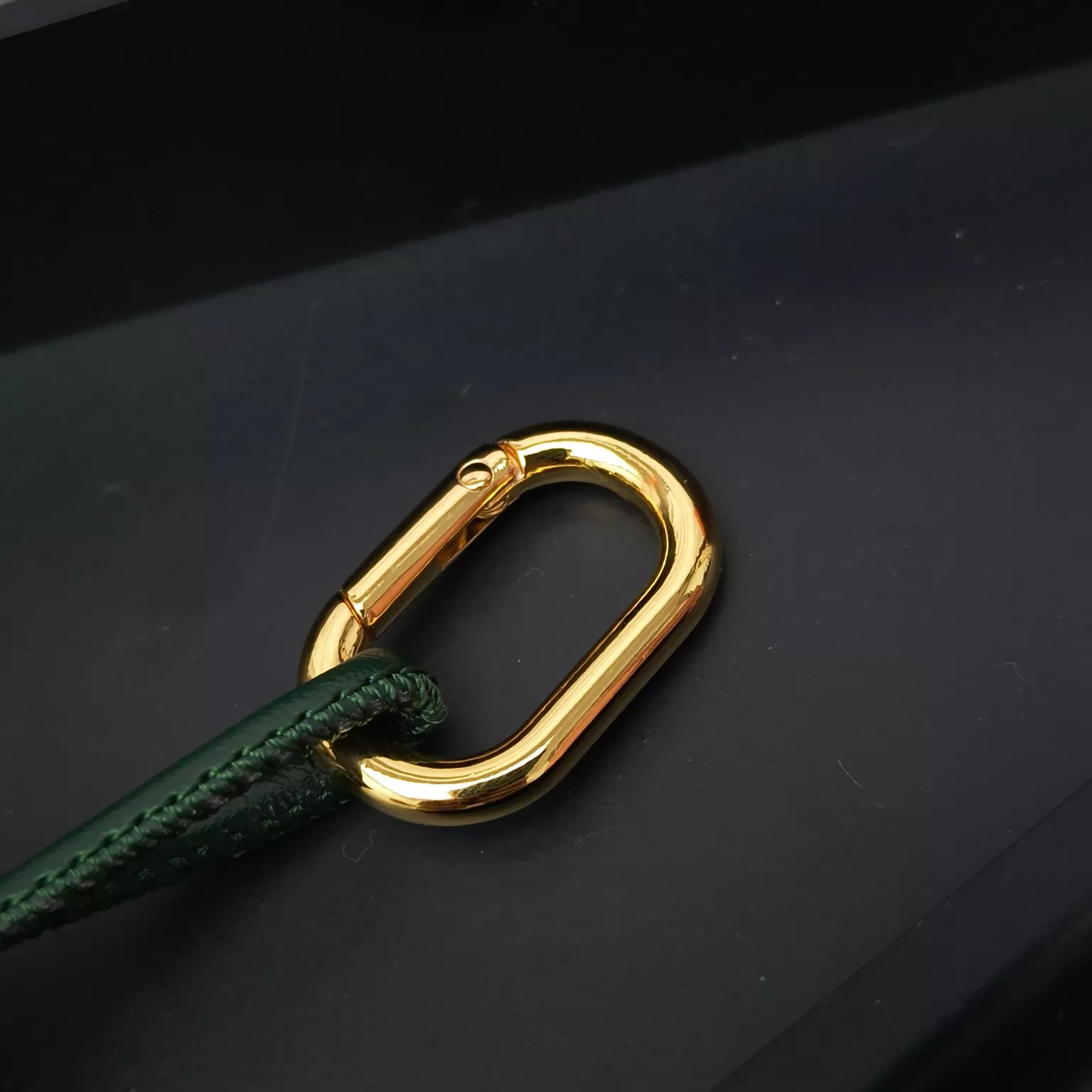 Stylish 2759 MIU MIU Key Holder And Bag Buckle
