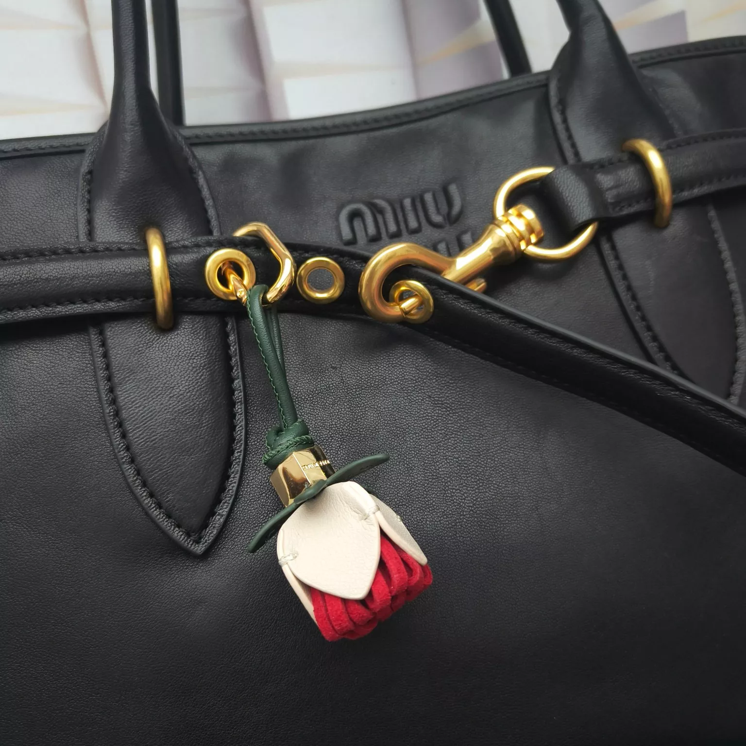Stylish 2759 MIU MIU Key Holder And Bag Buckle