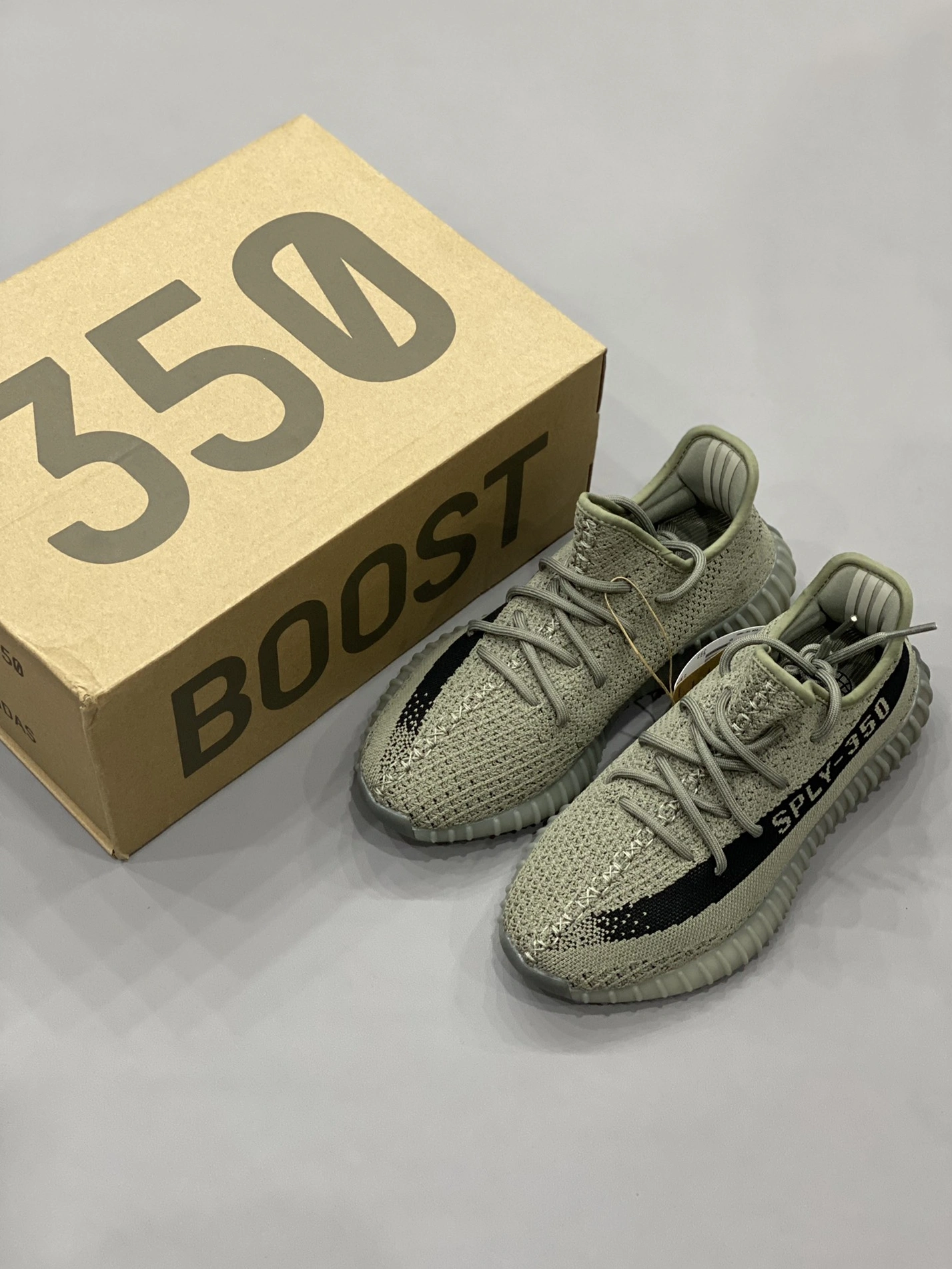 Stylish 2769 Adidas Yeezy Shoes For Men