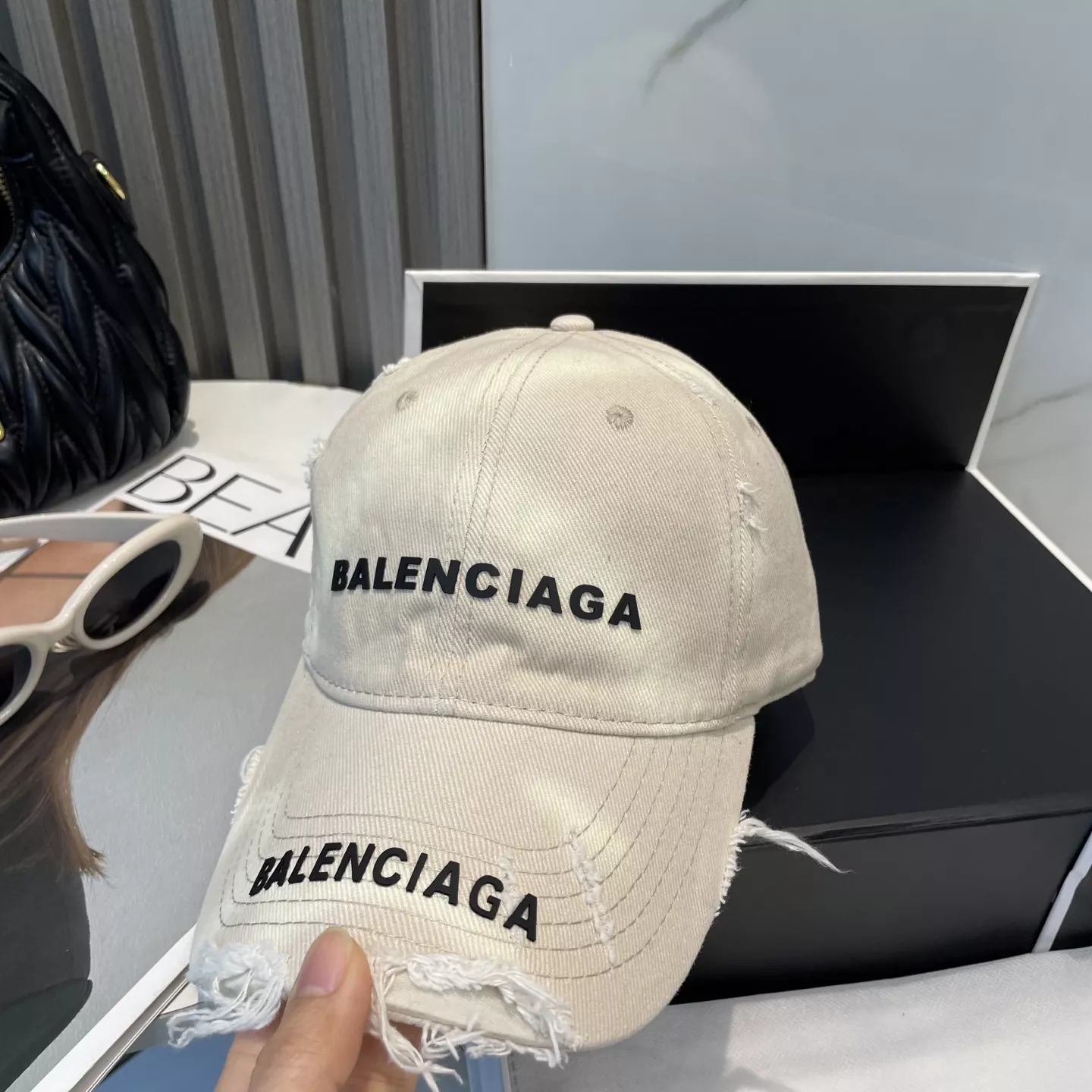 Stylish 2781 Balenciaga Caps
