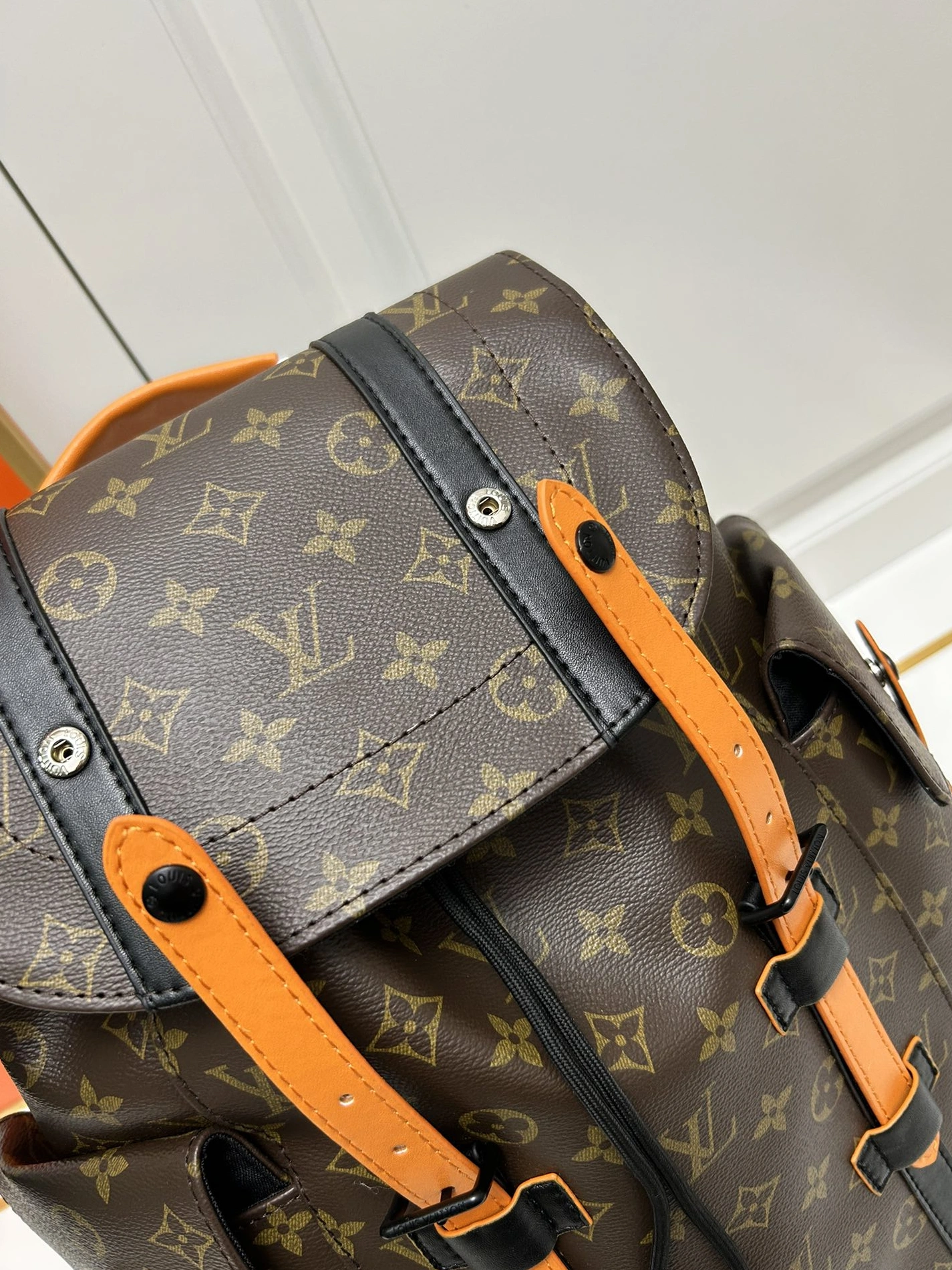 Stylish 2864 Louis Vuitton AAA Quality Backpacks For Unisex