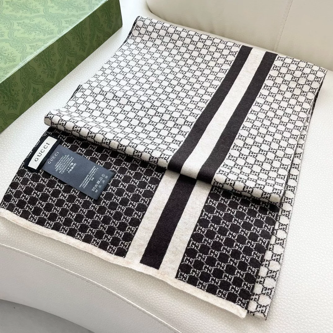 Stylish 2982 Gucci Scarf For Women