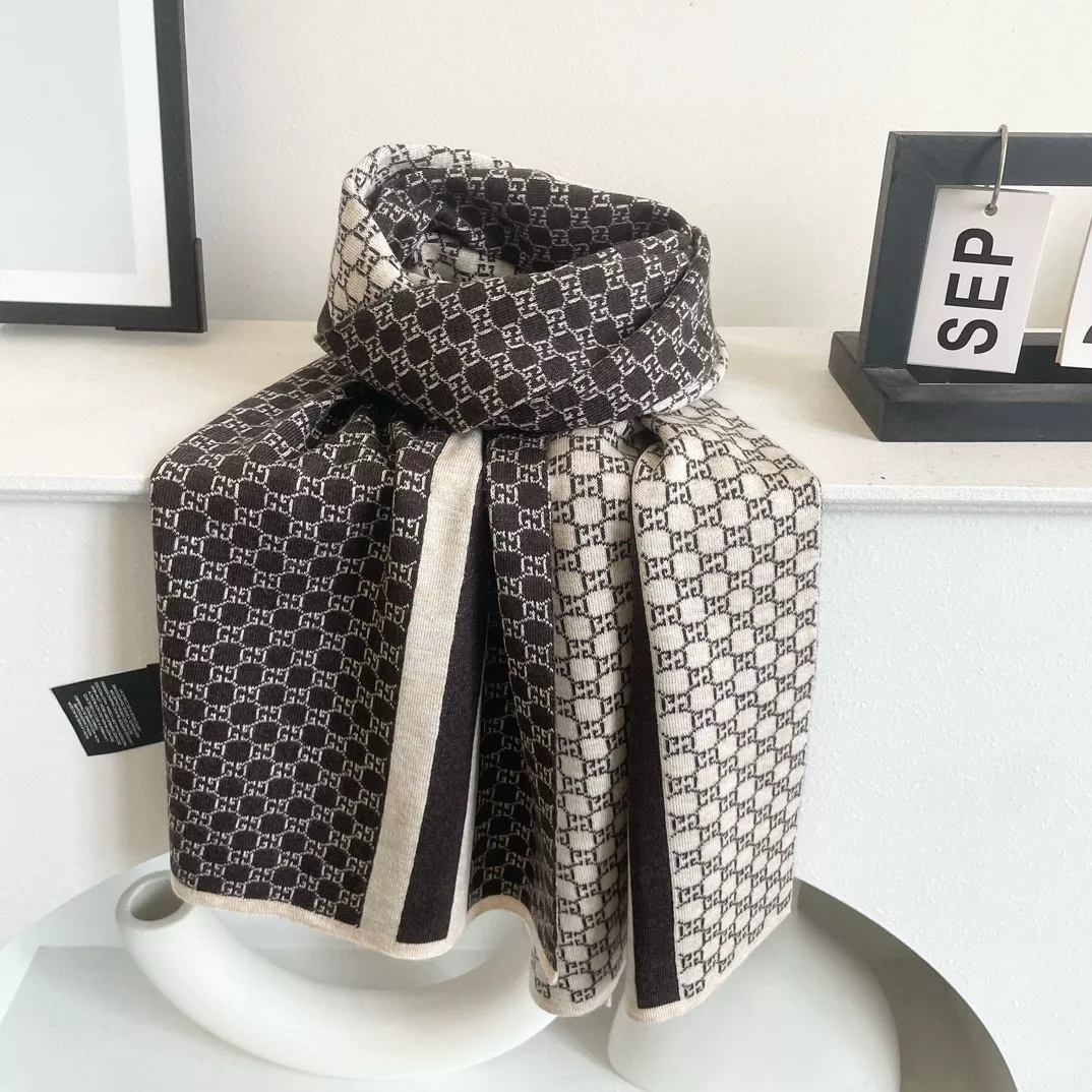 Stylish 2982 Gucci Scarf For Women
