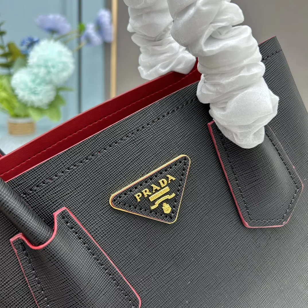 Stylish 300 Prada AAA Quality Handbags For Women