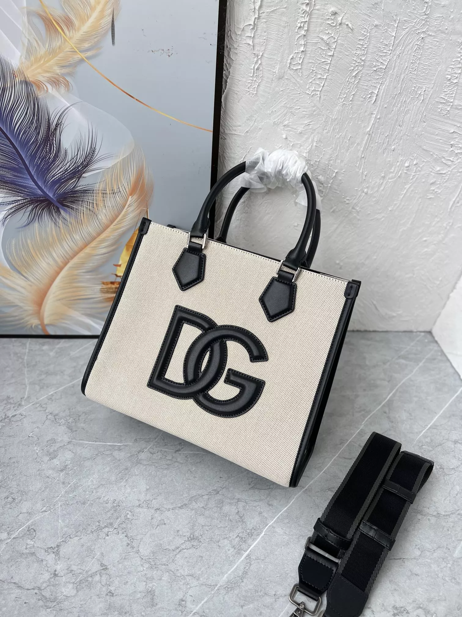 Stylish 3416 Dolce & Gabbana AAA Quality Handbags For Women