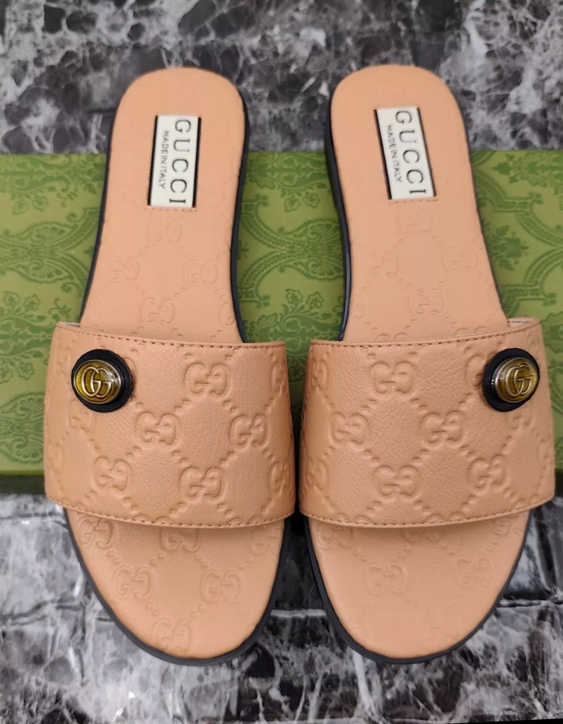 Stylish 3579 Gucci Slippers For Women