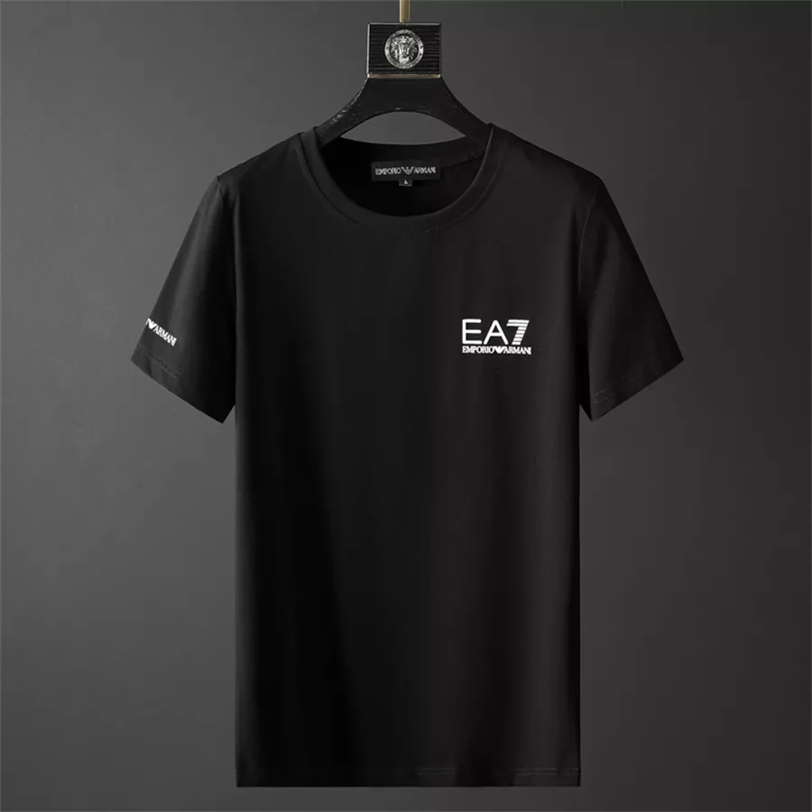 Stylish 3750 Armani Tracksuits Short Sleeved For Men