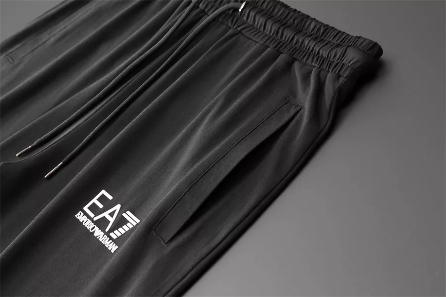 Stylish 3750 Armani Tracksuits Short Sleeved For Men