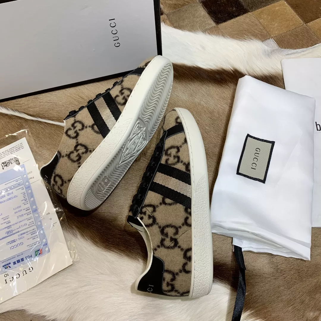 Stylish 3831 Gucci Casual Shoes For Men