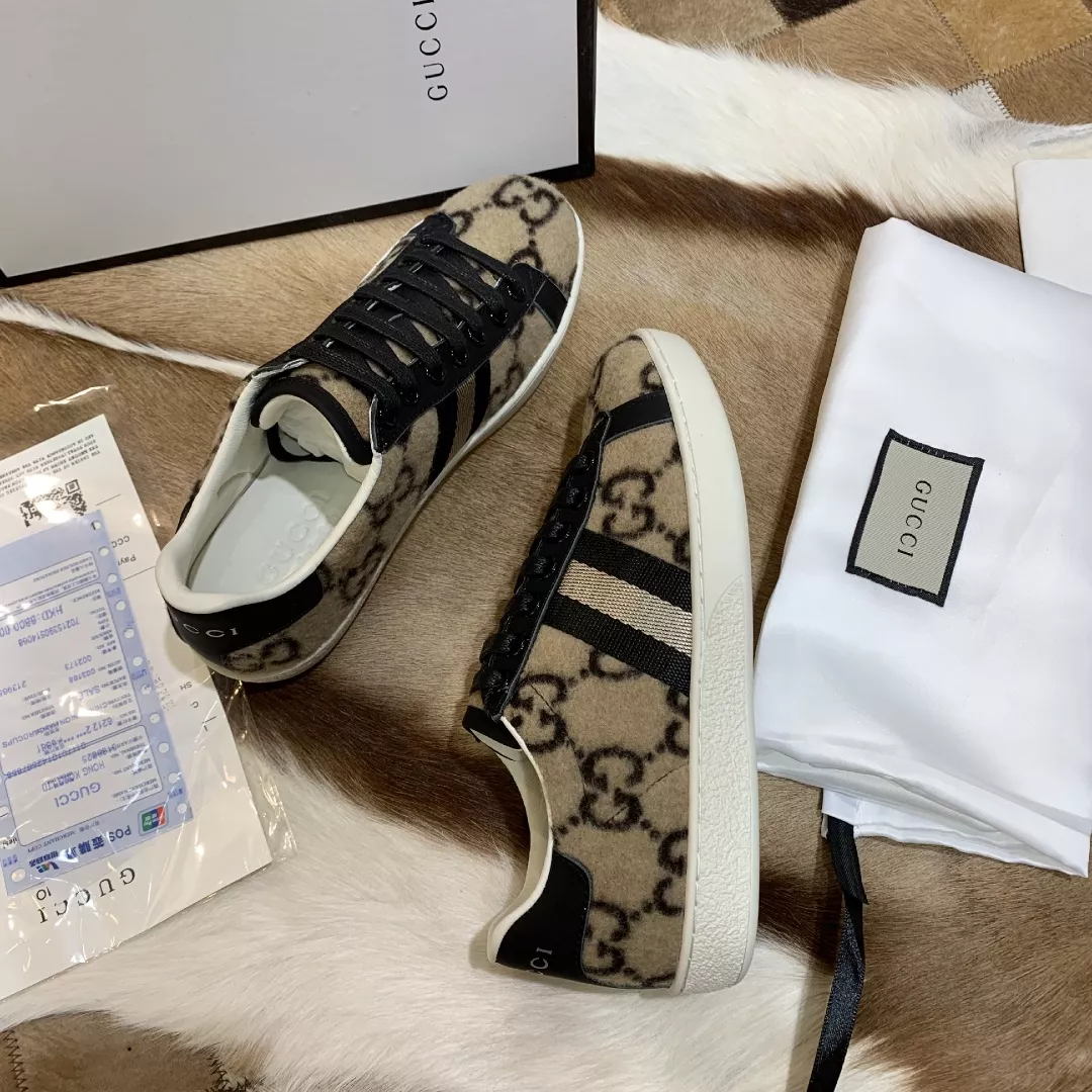 Stylish 3831 Gucci Casual Shoes For Men