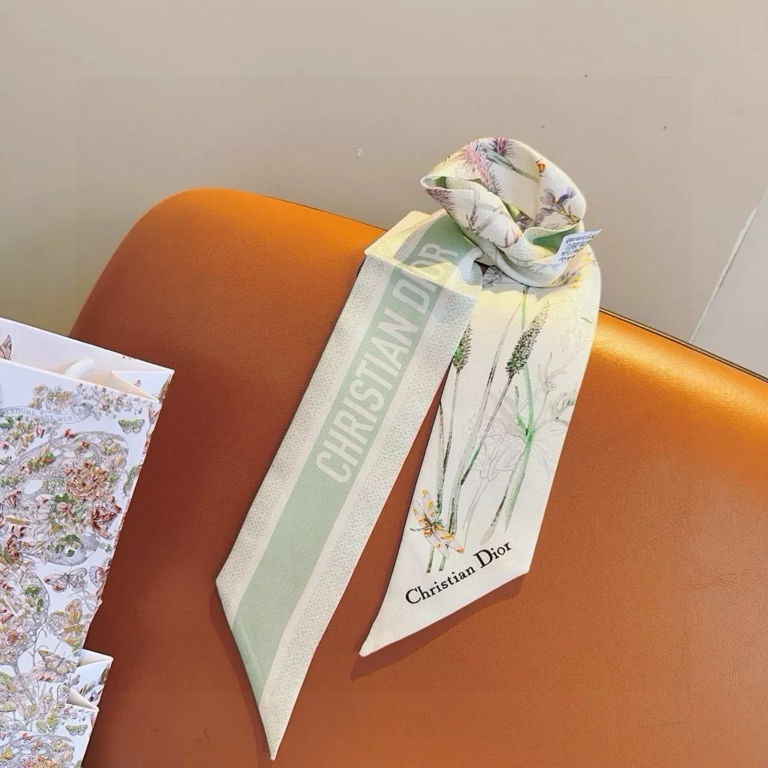 Stylish 3853 Christian Dior Silk Scarf