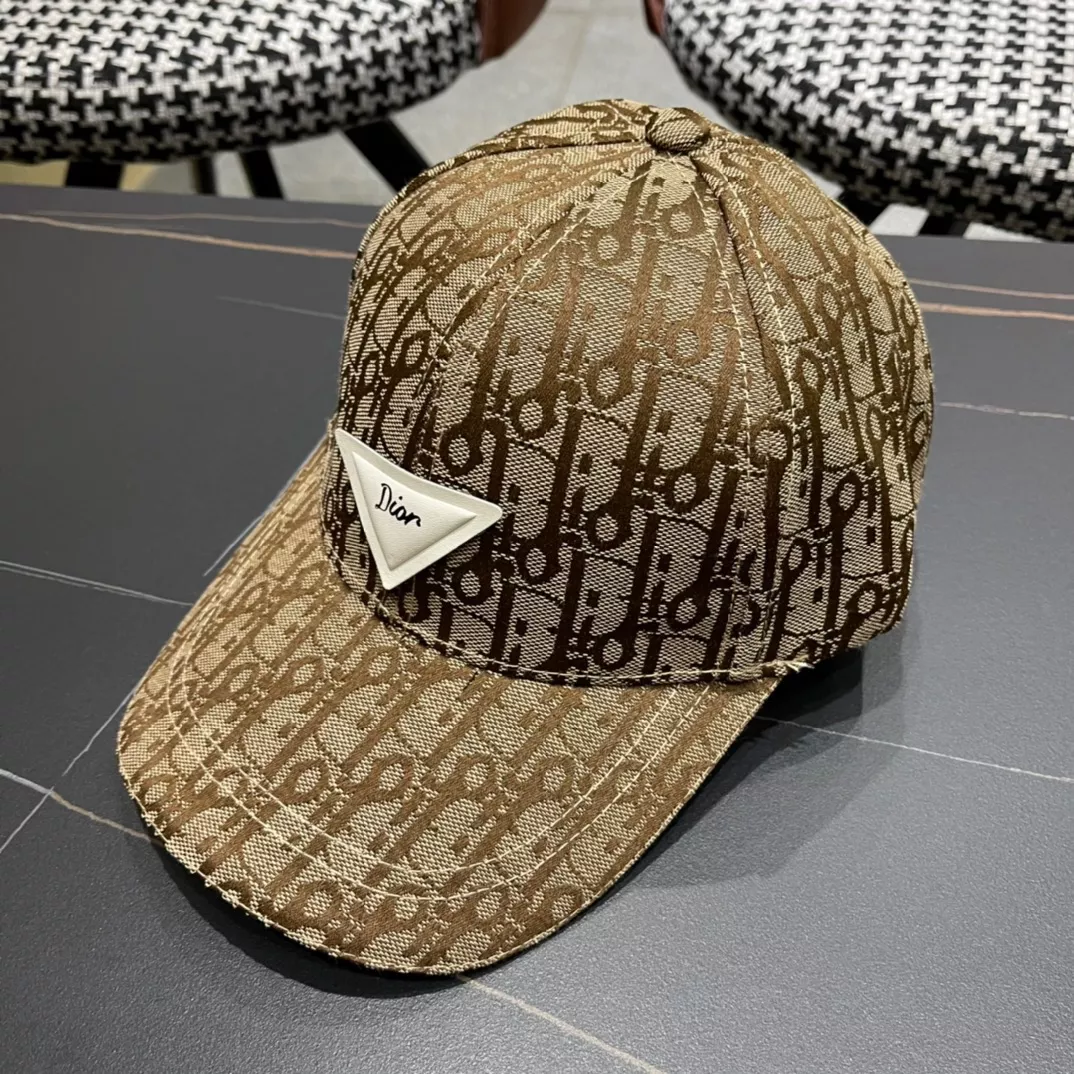 Stylish 3873 Christian Dior Caps