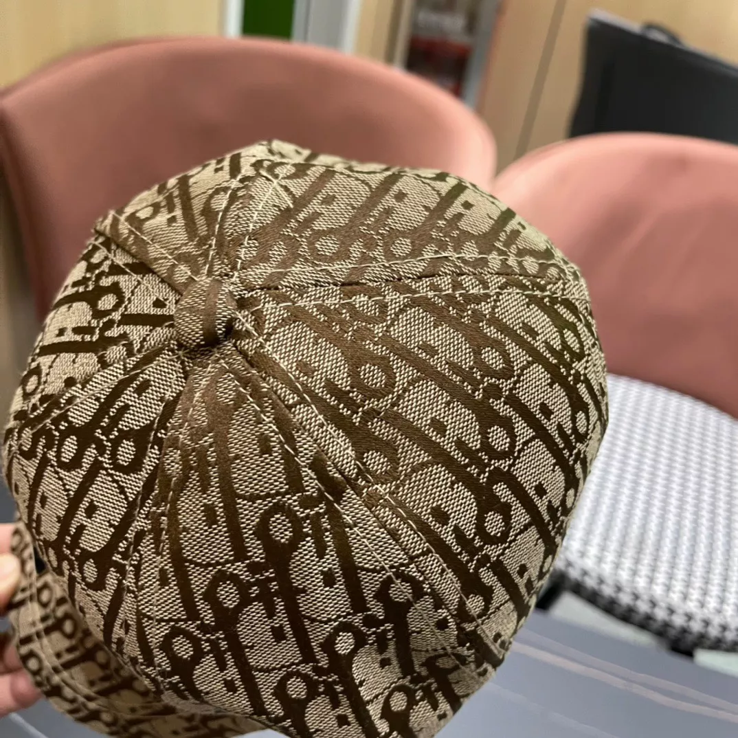 Stylish 3873 Christian Dior Caps