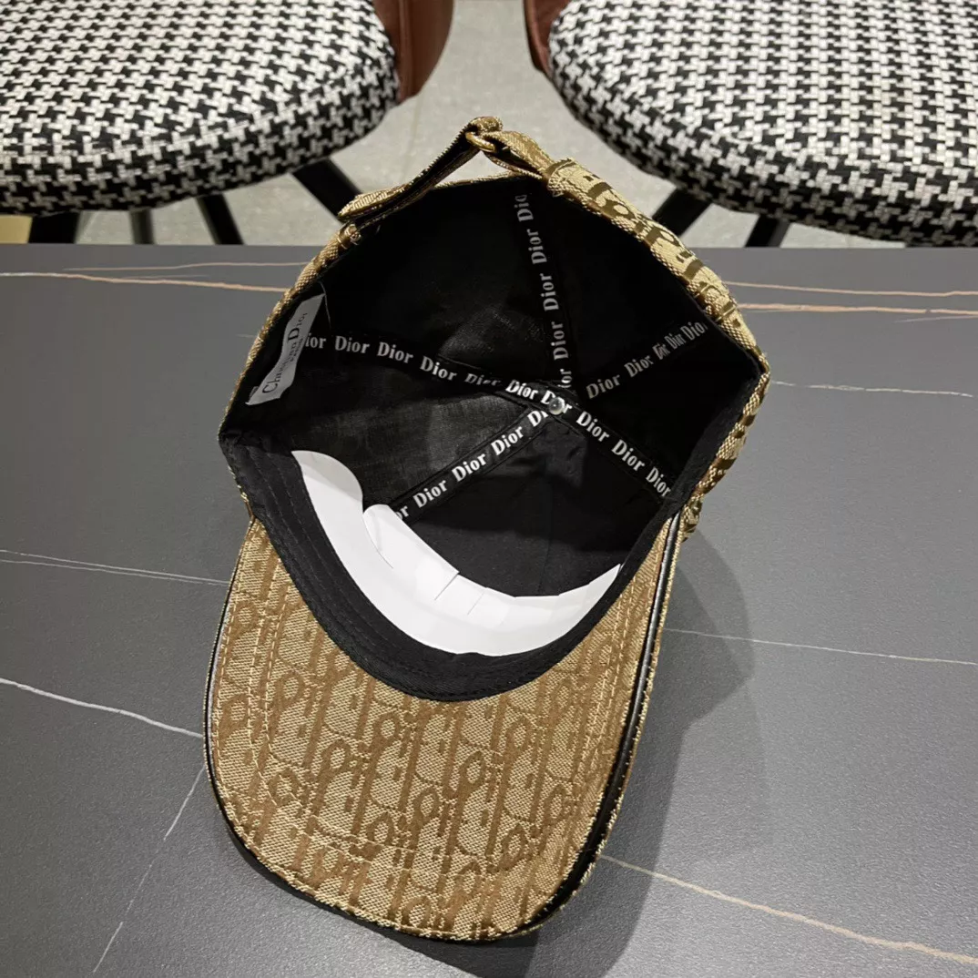 Stylish 3873 Christian Dior Caps