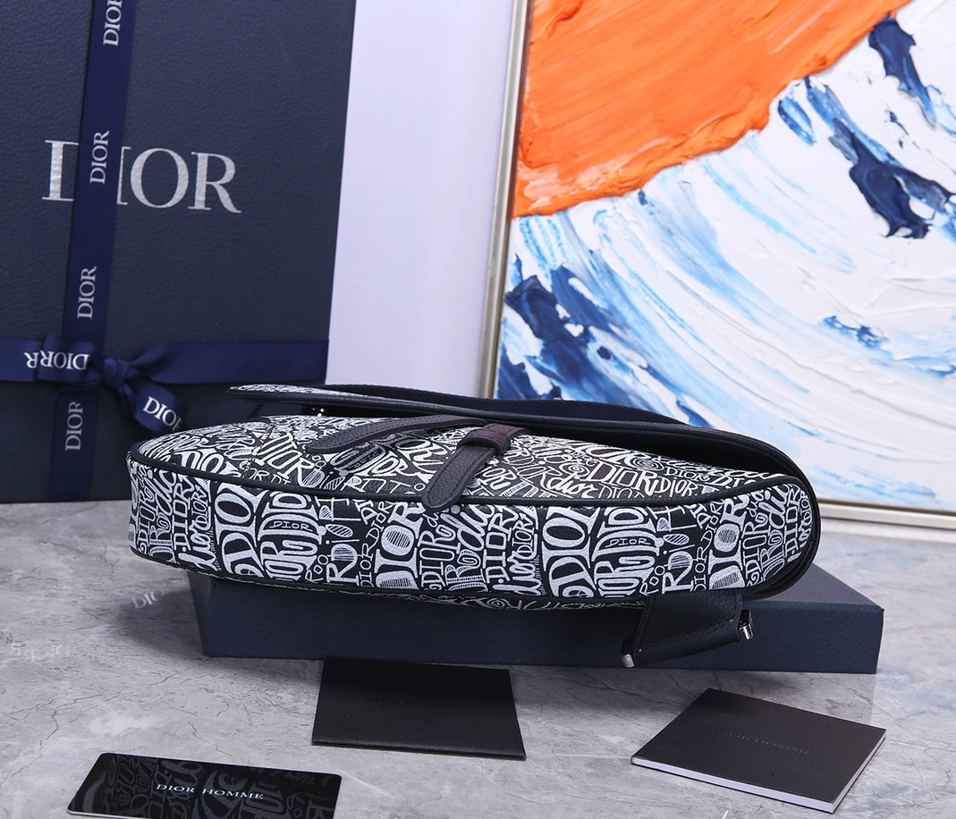 Stylish 3880 Christian Dior AAA Man Messenger Bags
