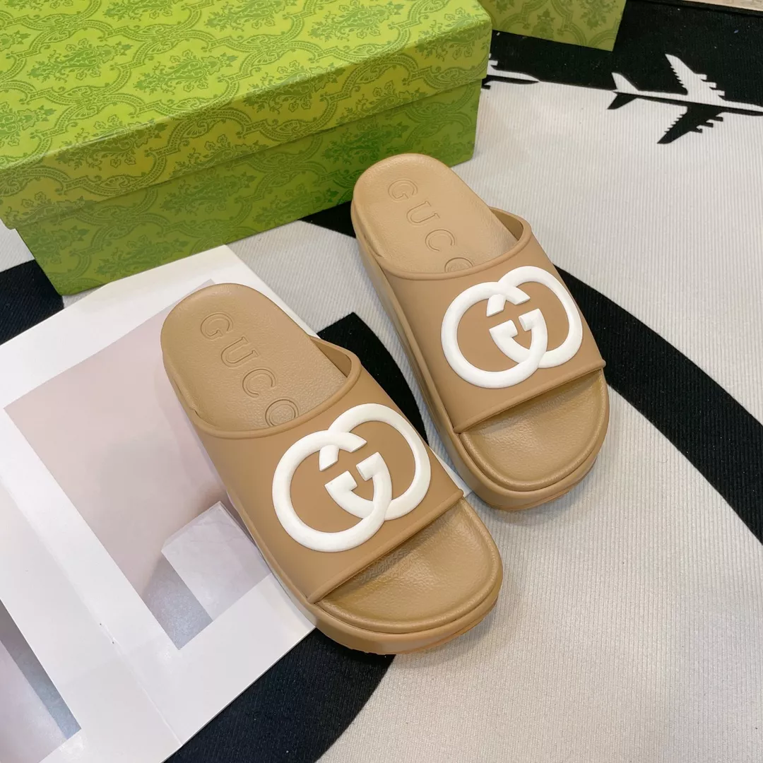 Stylish 4111 Gucci Slippers For Women