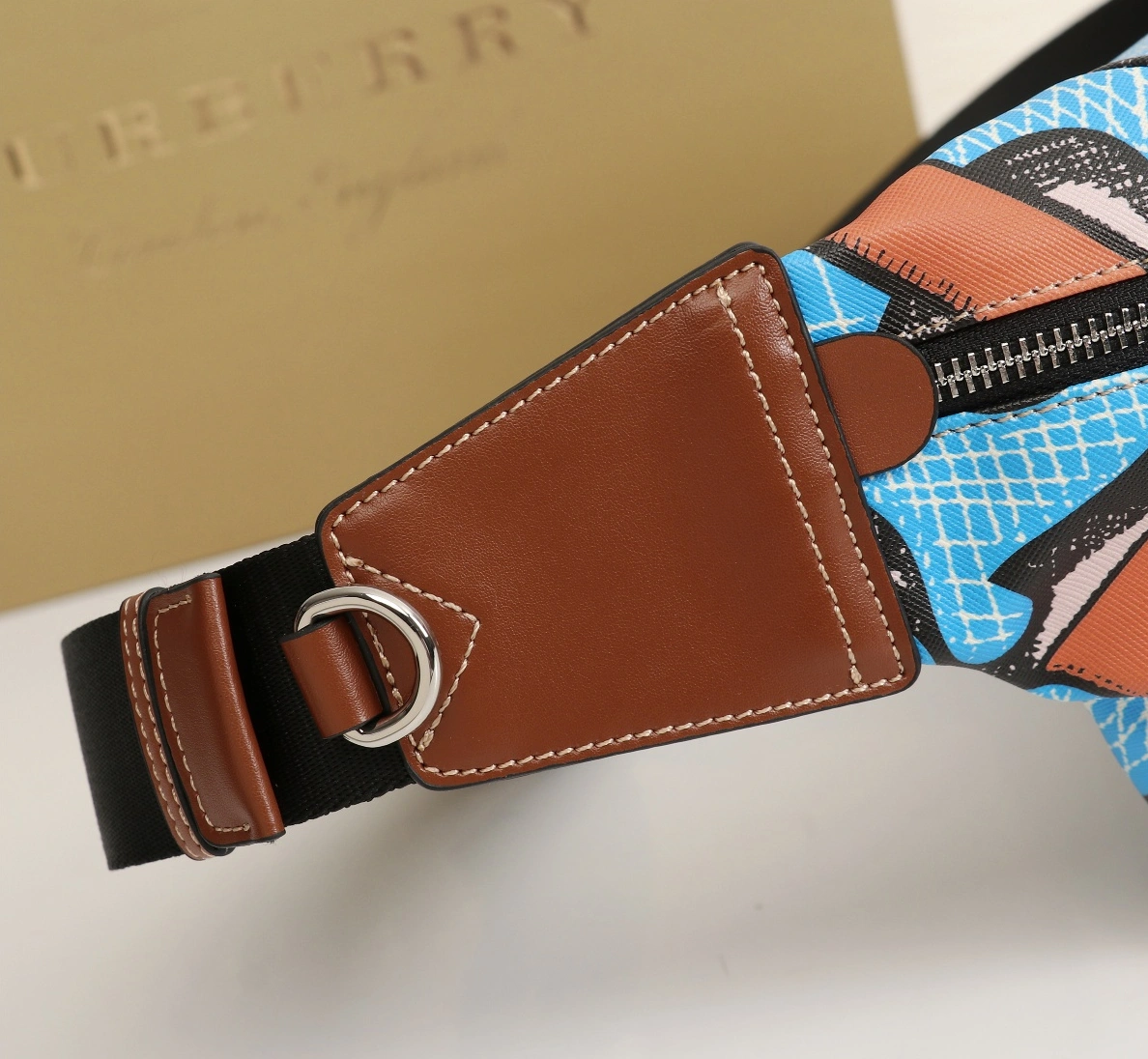 Stylish 4137 Burberry AAA Quality Belt Bags