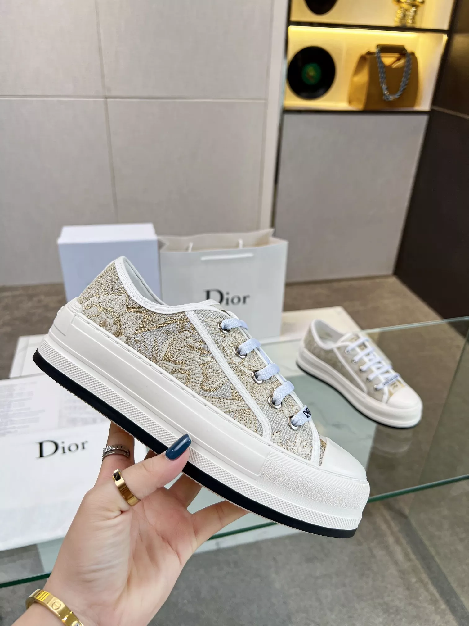 Stylish 4256 Christian Dior Casual Shoes For Women